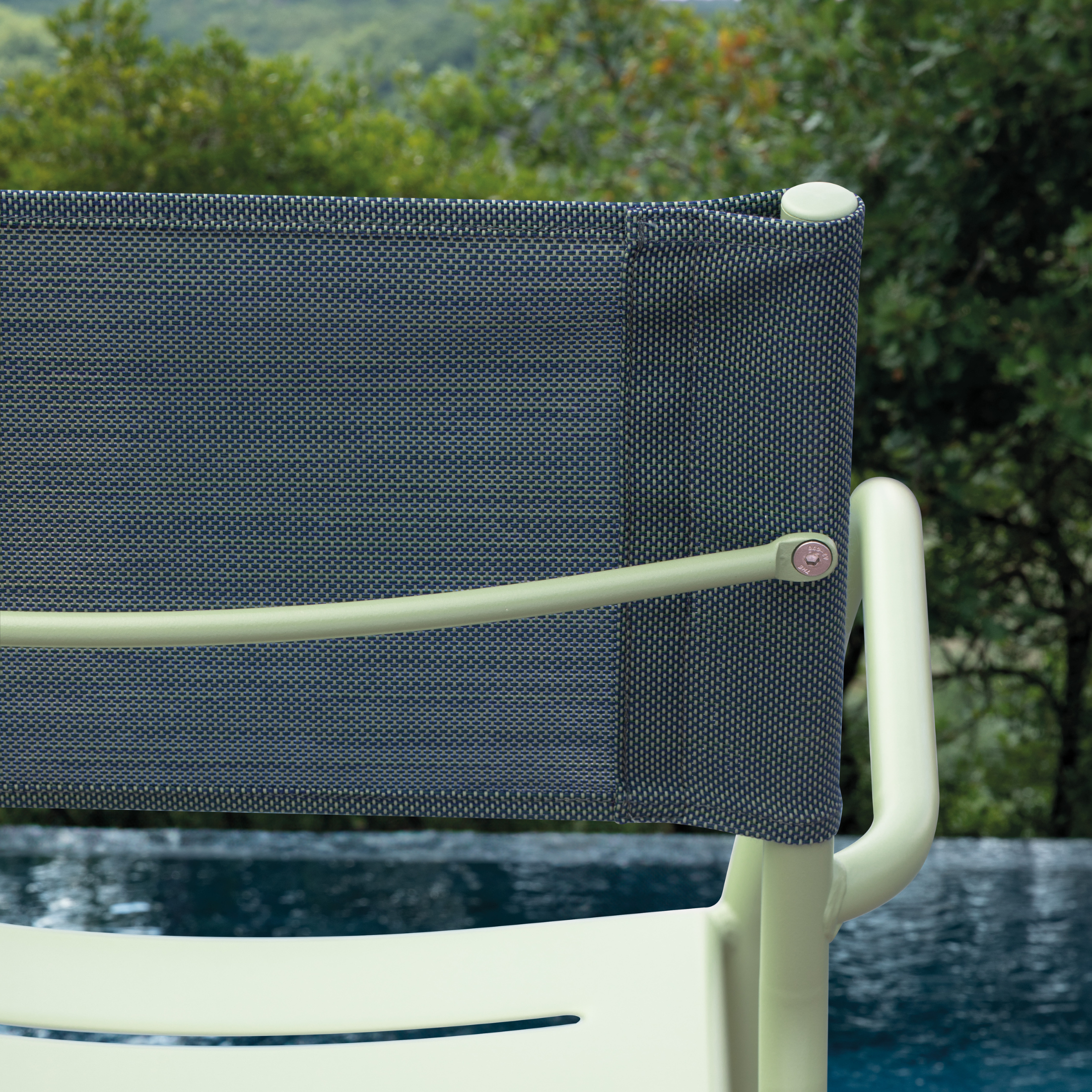 Set of "Vera" stackable garden chairs in metal and backrest in fabric, 56x50 cm, 86h