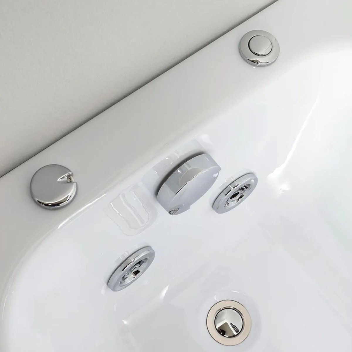 Vasca da bagno idromassaggio "Elsa" da incasso tra 3 muri in acrilico cm 170x70 58h - MondoViro