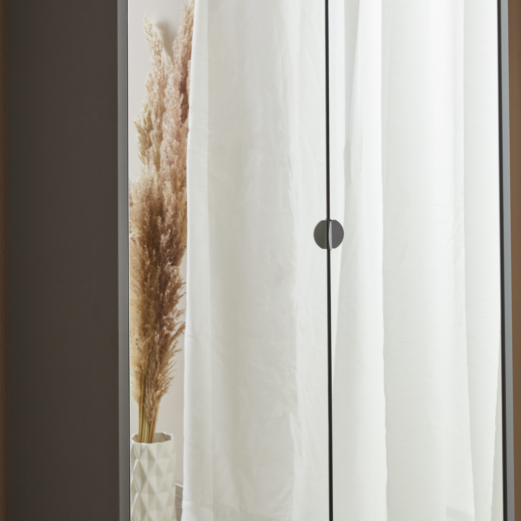 "Madrid" 2-door mirrored wardrobe with chrome feet, 83x29 cm, 190 cm high