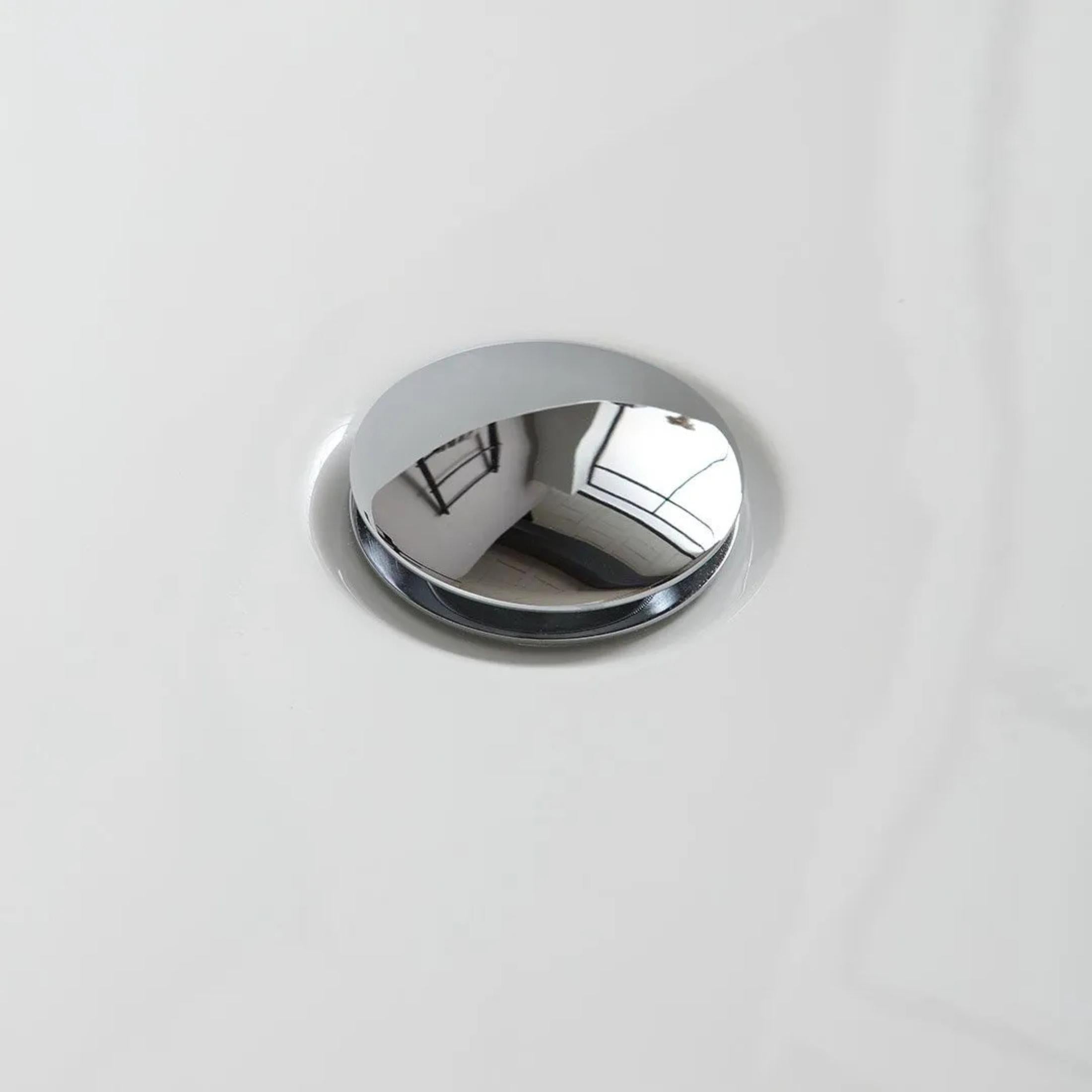 "Arianna" freestanding bathtub in white acrylic, 170x80 cm, 55 cm high