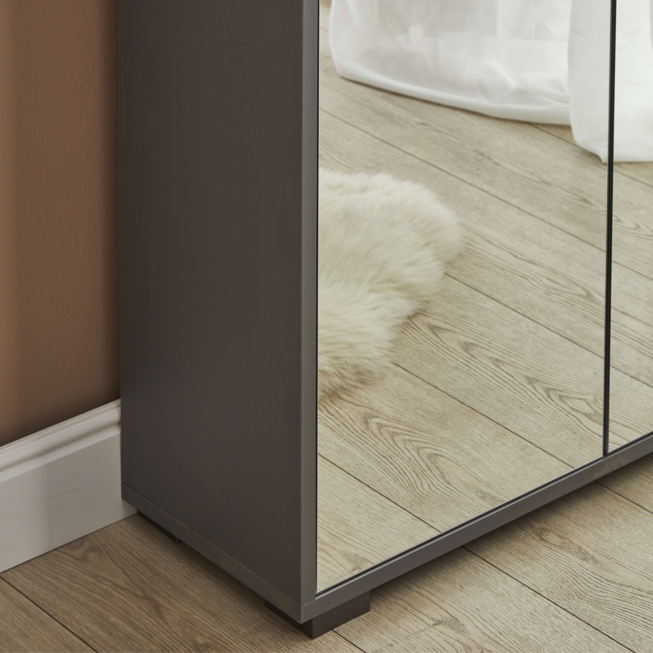 "Madrid" 2-door mirrored wardrobe with chrome feet, 83x29 cm, 190 cm high