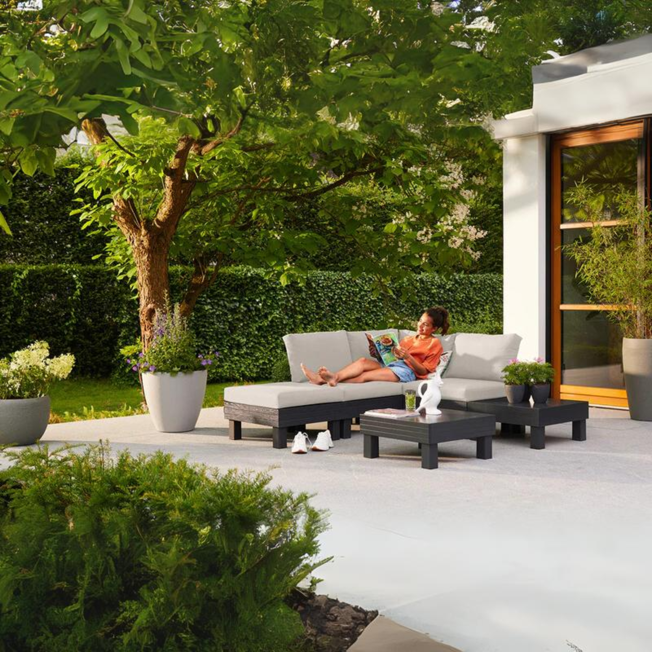"Elements" 5-seater garden set with a sofa, 2 armchairs, and 1 modular coffee table
