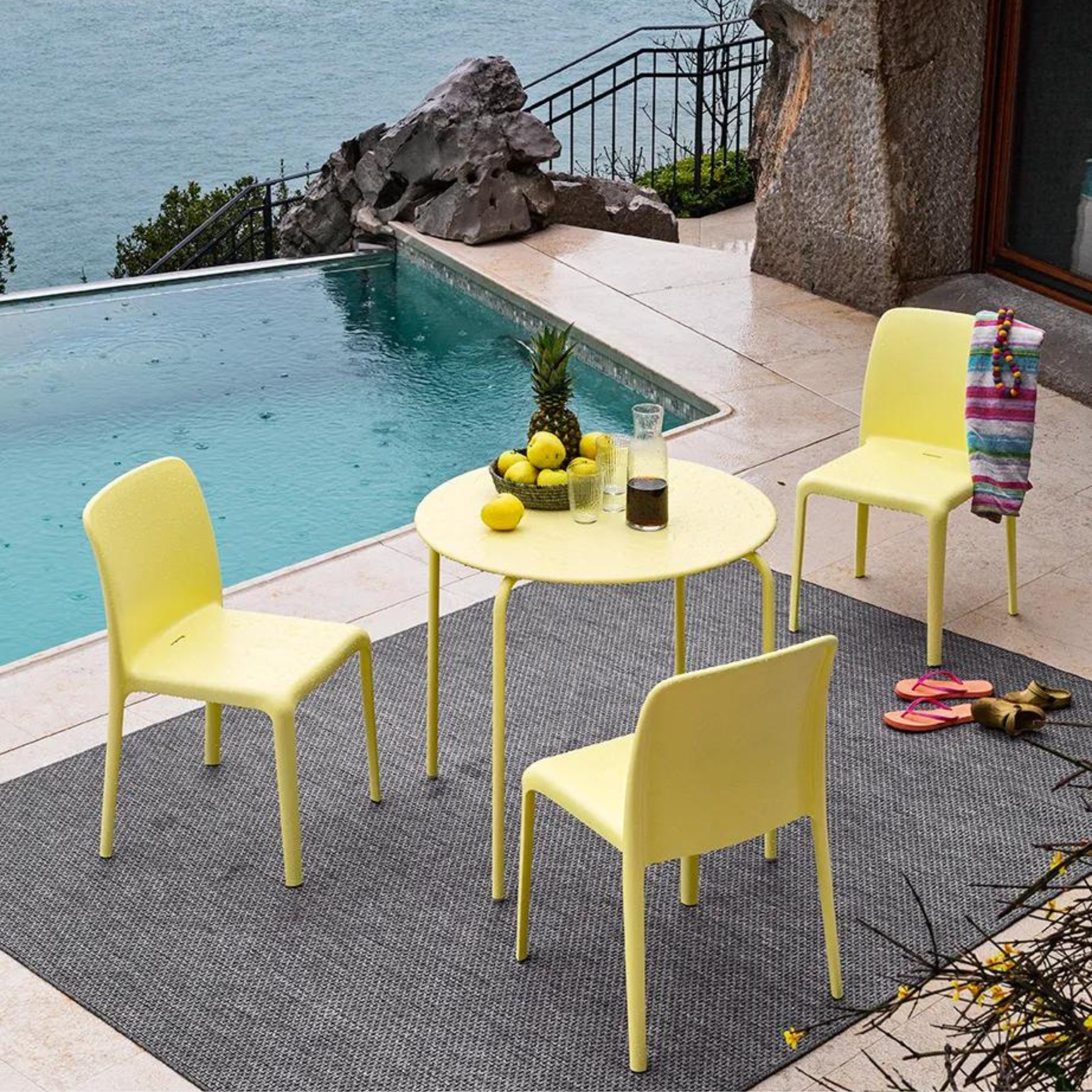 Set of stackable polypropylene chairs "Bayo" for outdoor and indoor use, 54x52 cm, 81h