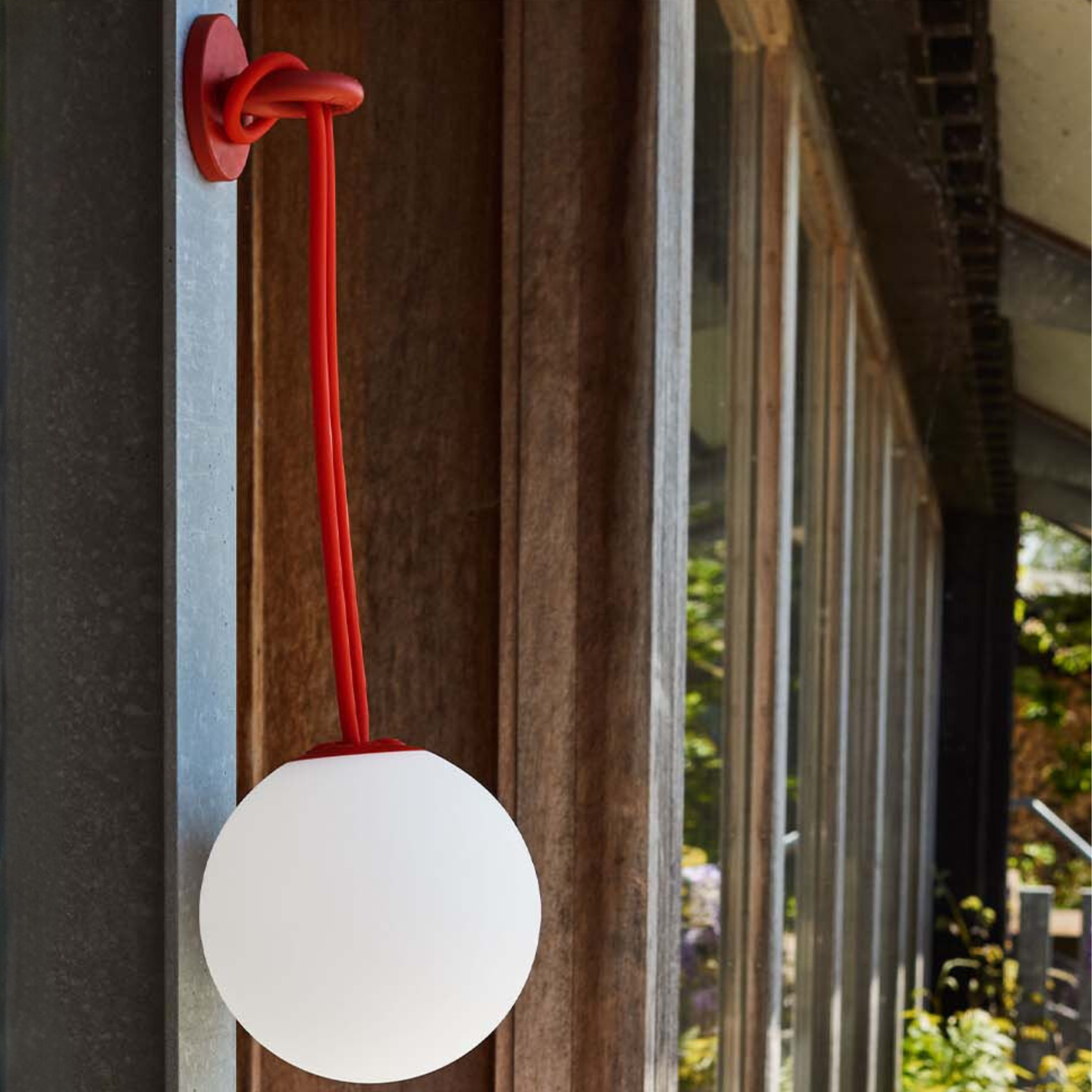Set of 2 "Bolleke" battery-powered LED hanging lamps in HDPE with rubber hook, 20x20 cm