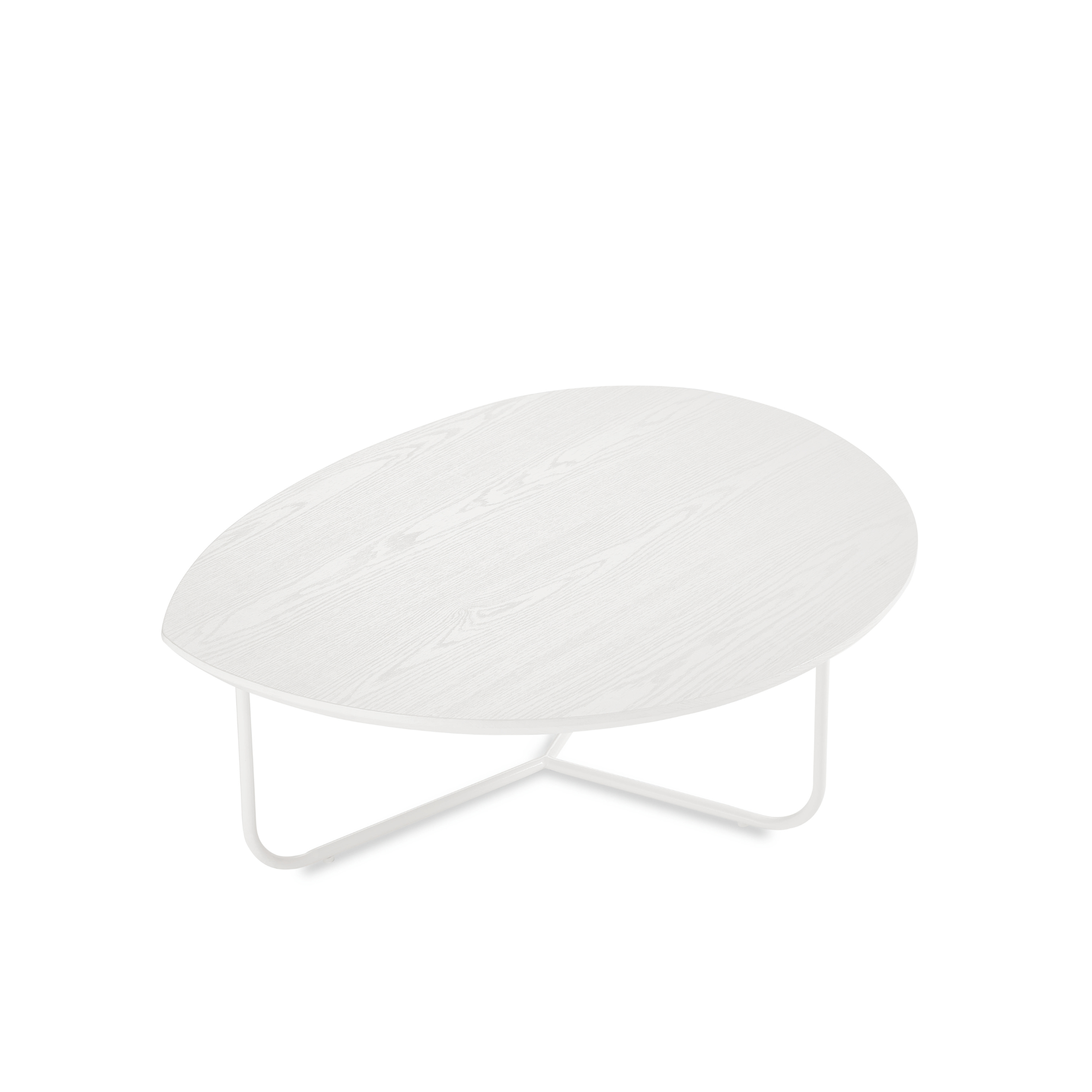 Mesa de centro "Bent" con tablero moldeado y estructura de metal, 97x77 cm, 35h