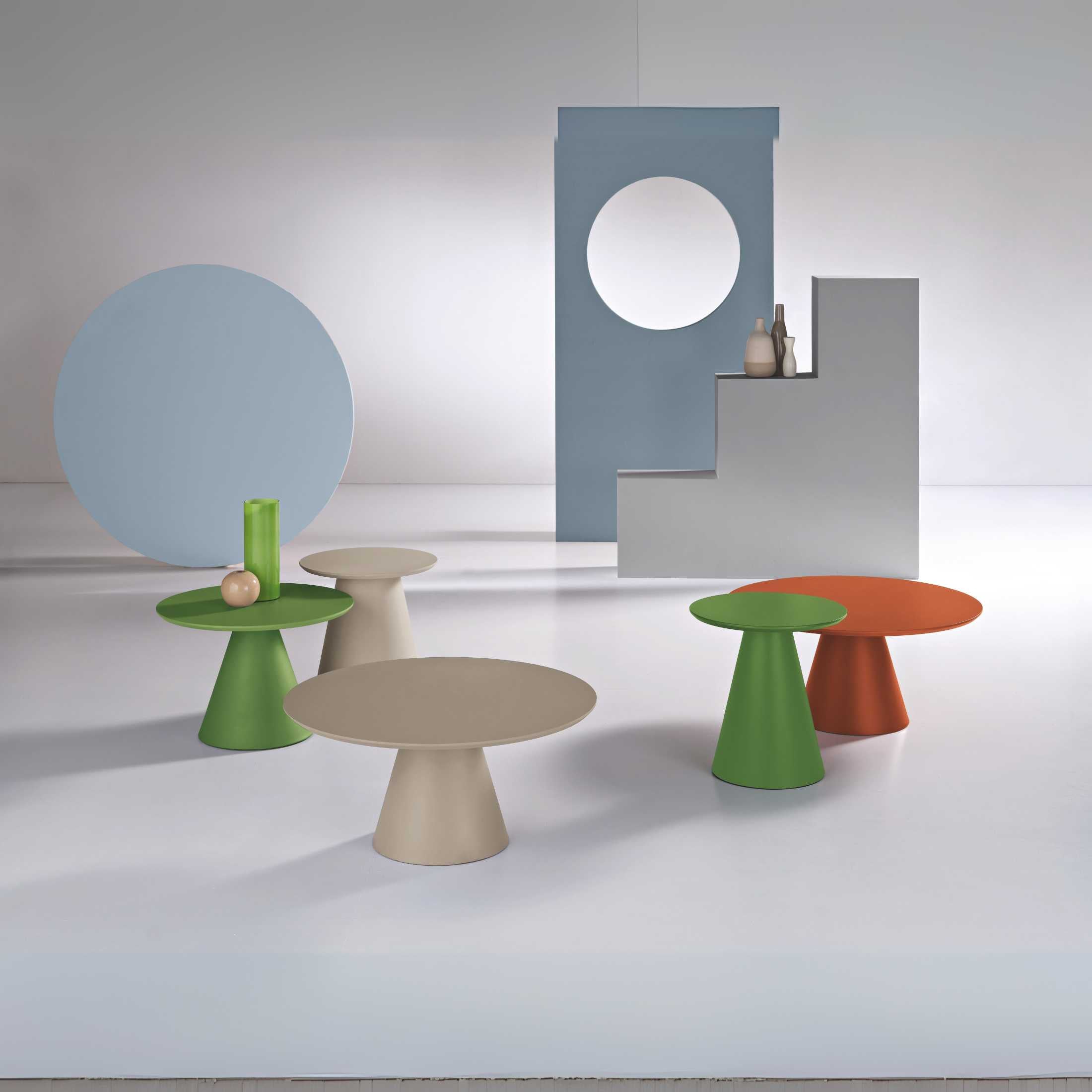 Versatile, colorful round coffee table "Bonito"