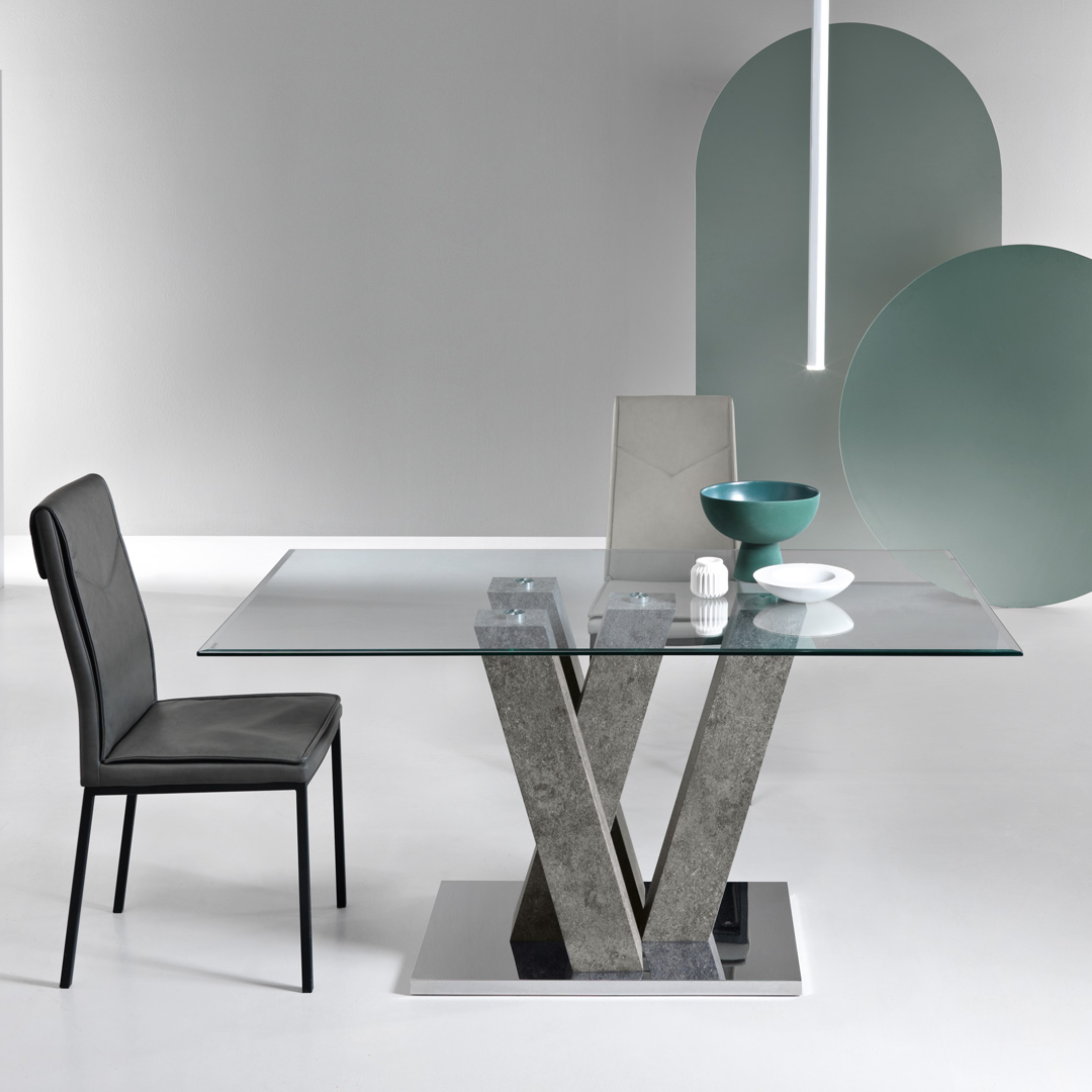 Fixed table with "Steel" glass top and metal support cm 90x160 77h