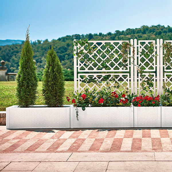 Fioriera bianca Natural Deluxe con pannello grigliato in rattan 100x43 h142