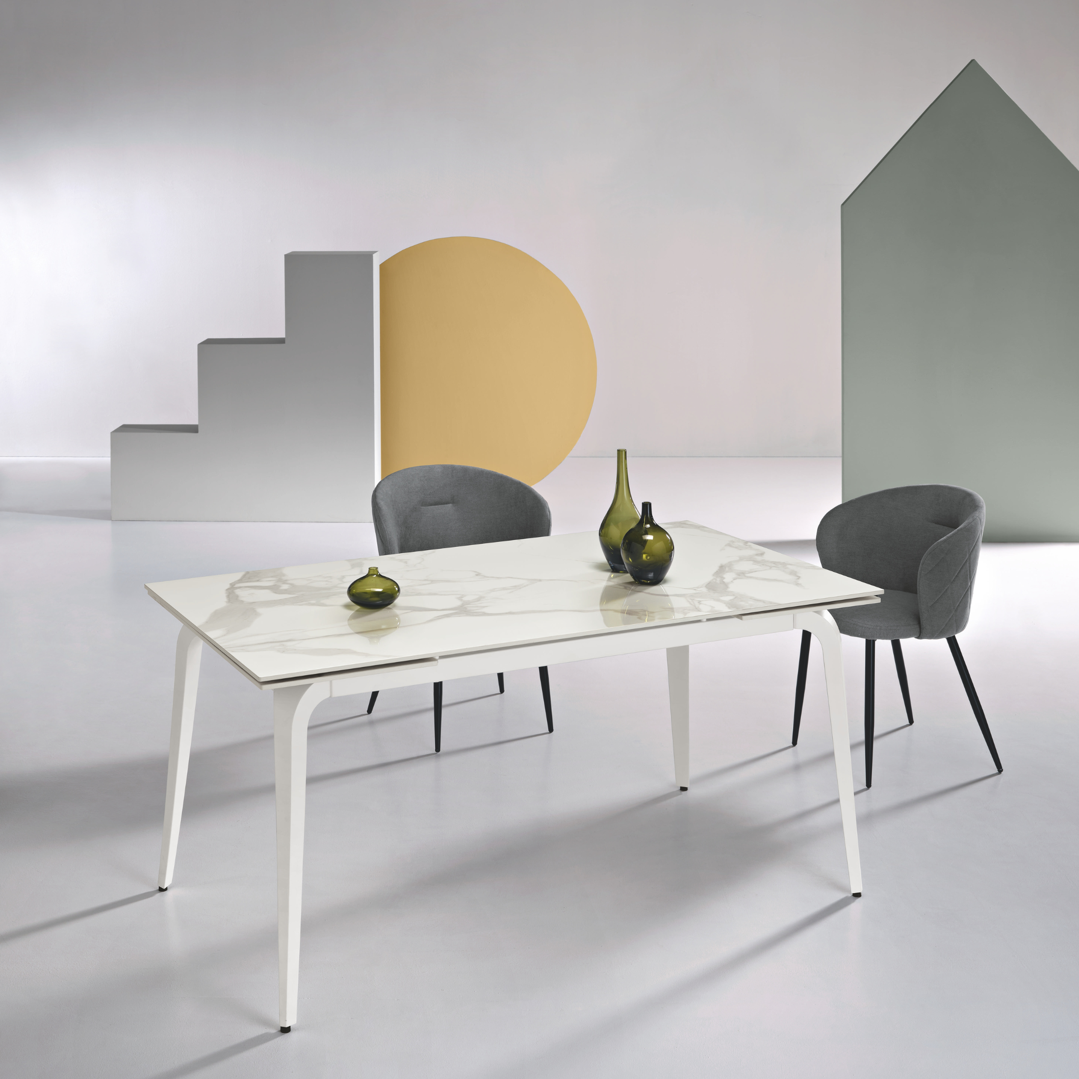 Extendable "Gedy" marble-effect table with two extensions, 160/240x90 cm, 77 cm high.
