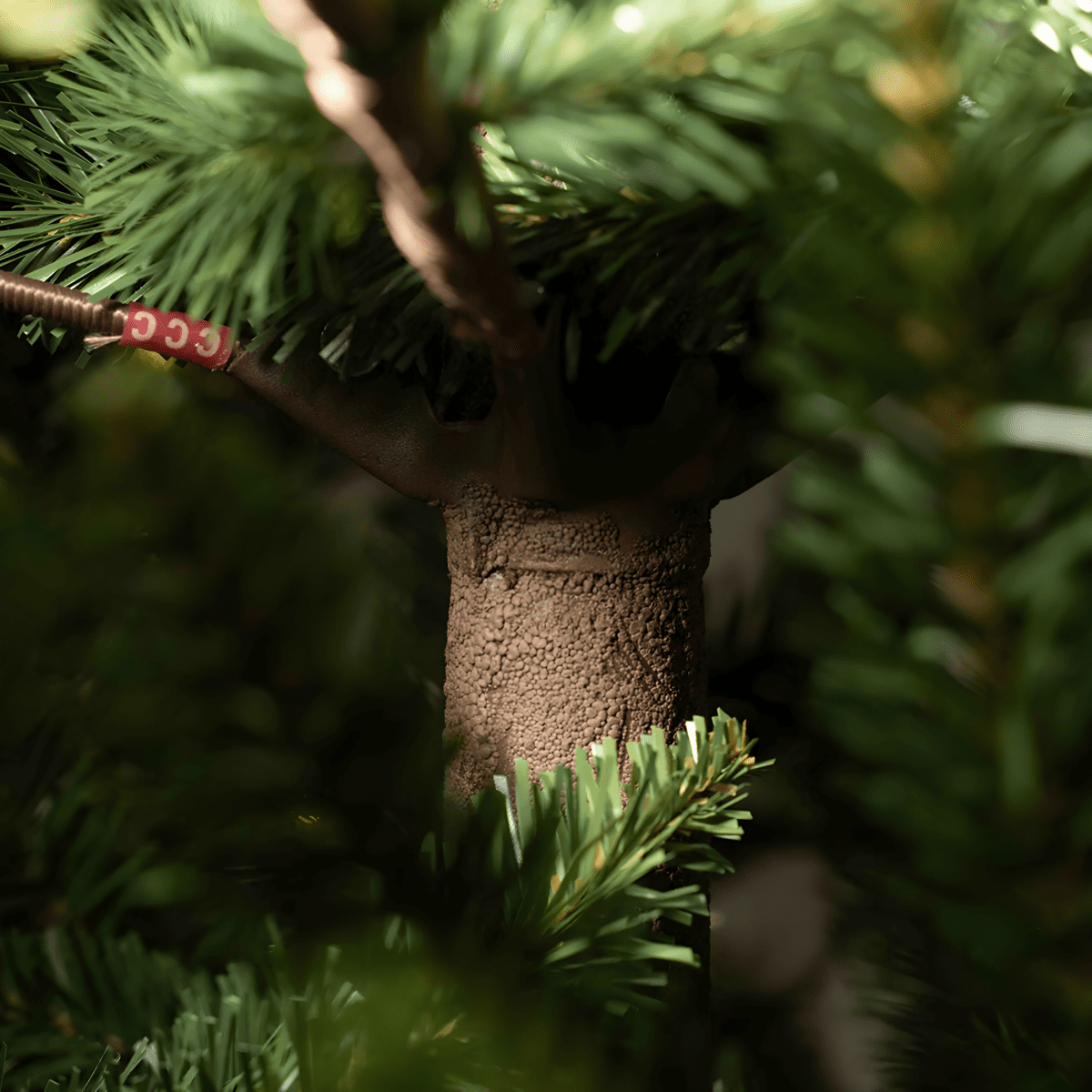 Albero di Natale "Ginger" 70% PE con tronco marrone effetto Real Touch + PVC di altissima qualità - MondoViro