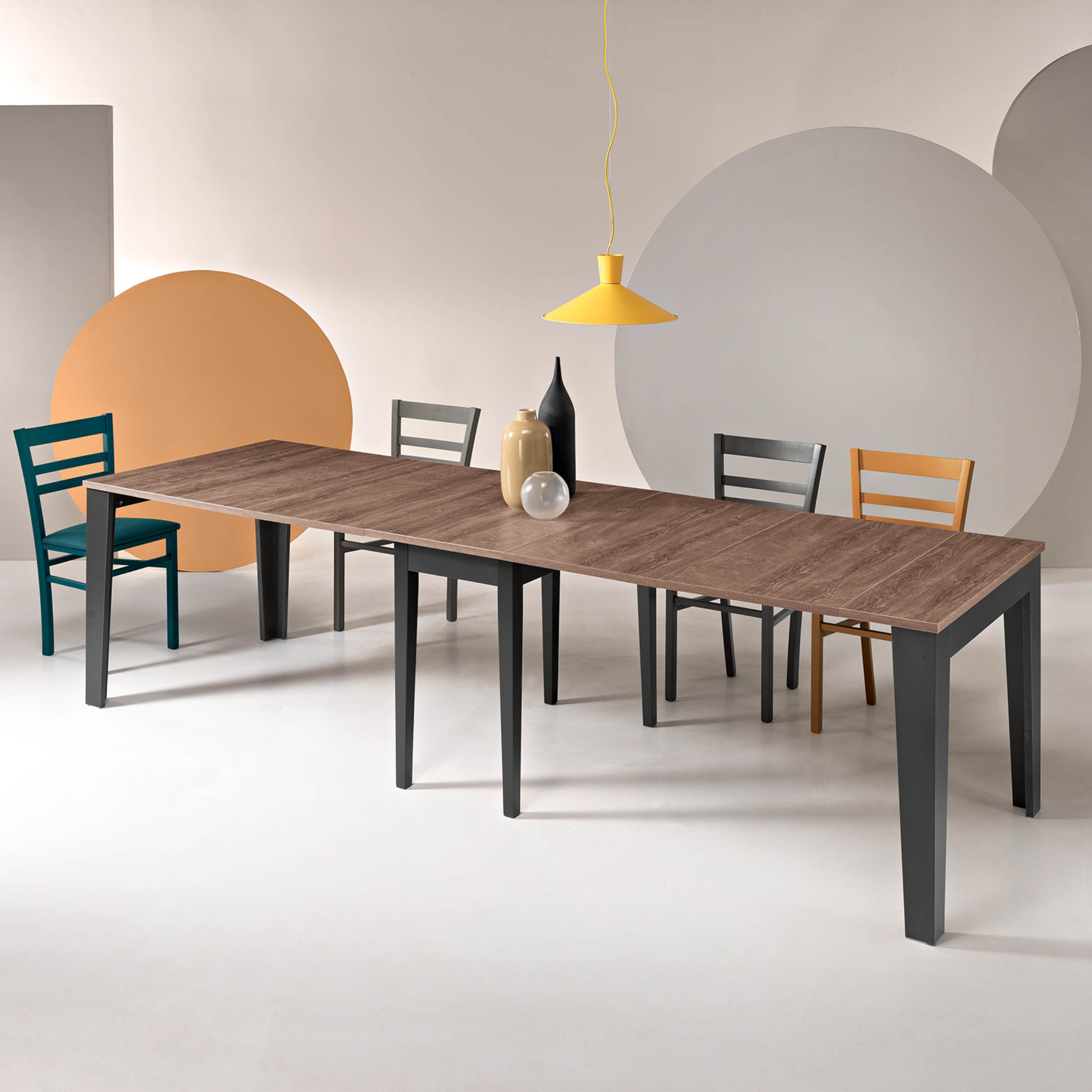 Functional and versatile "Heidi" extendable console table