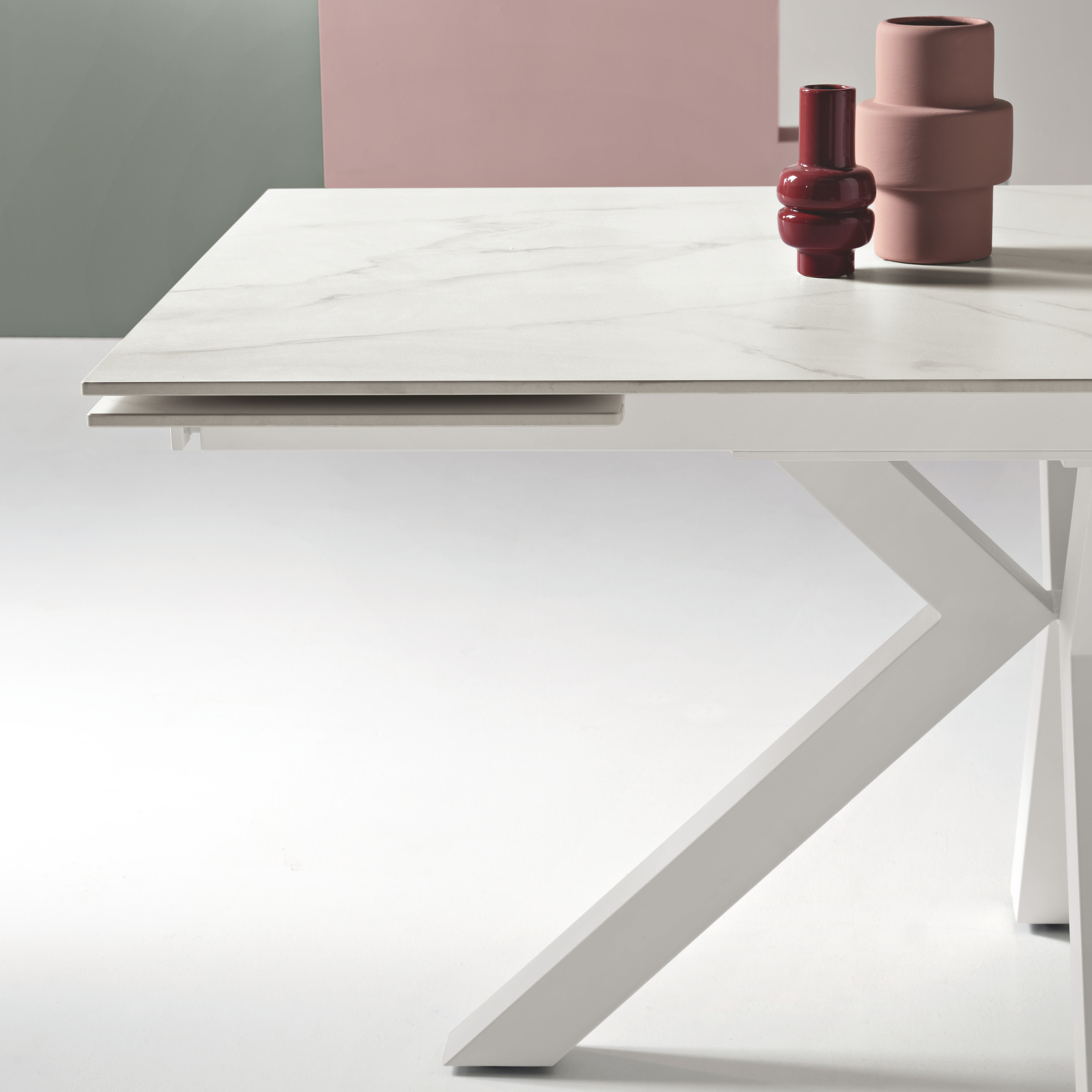 Extendable "Korven" table in marble-effect sintered stone with 2 extensions, 160/240x91 cm, 74h