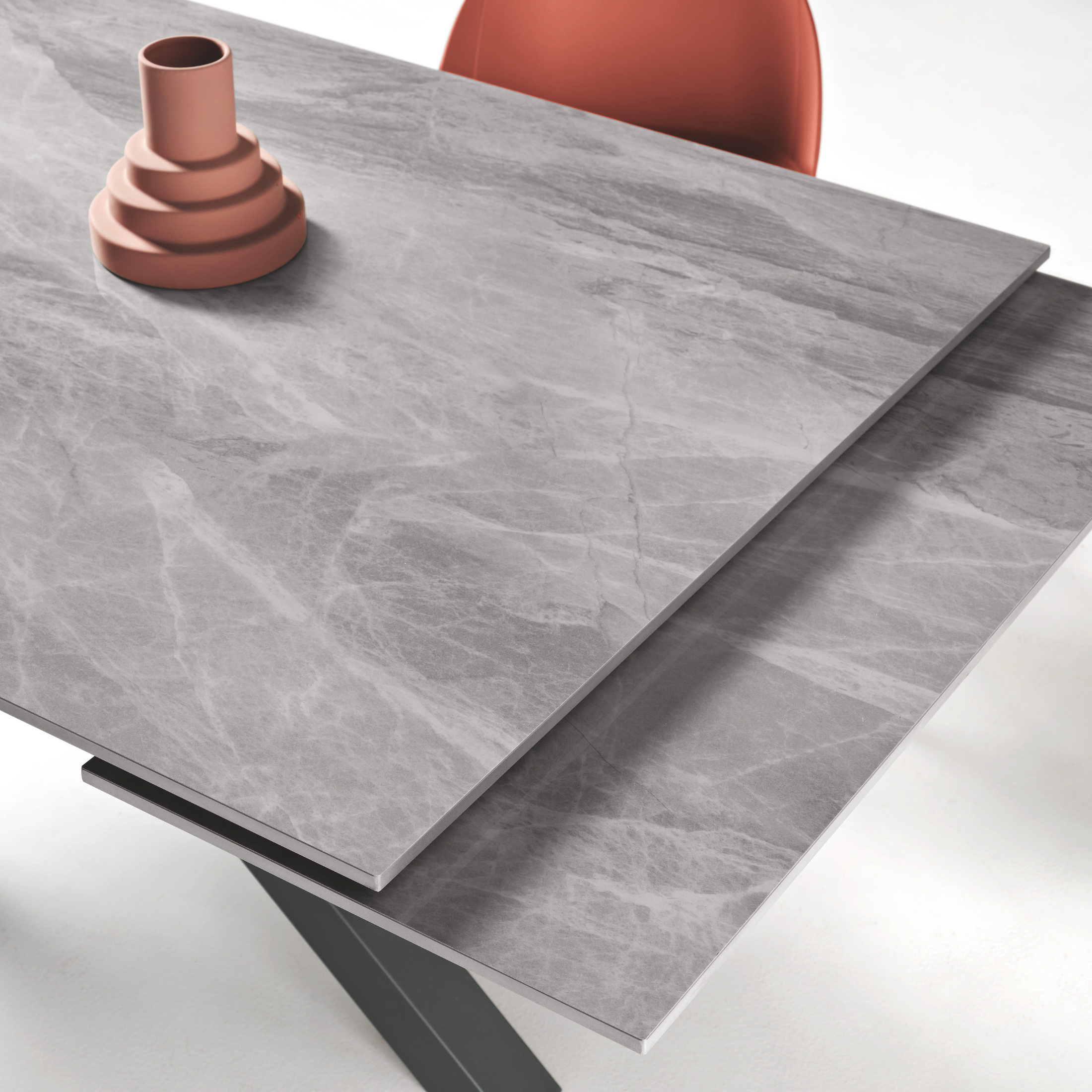 Extendable "Korven" table in marble-effect sintered stone with 2 extensions, 160/240x91 cm, 74h