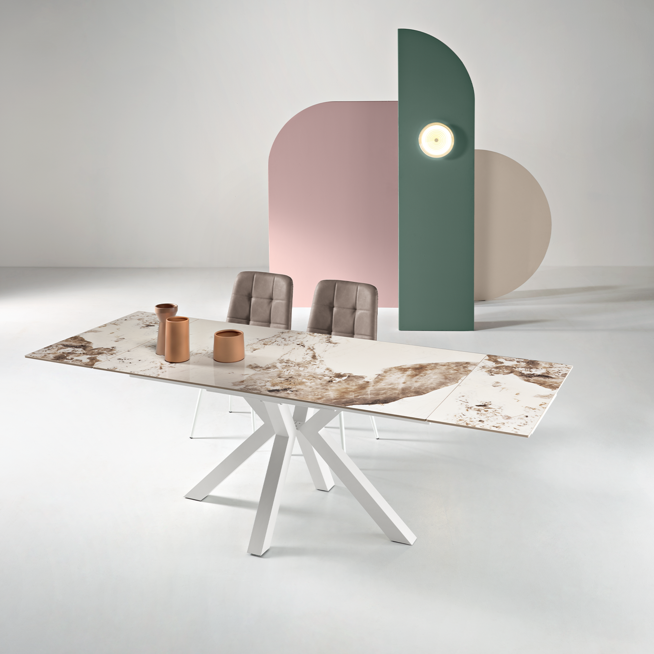 Extendable "Korven" table in marble-effect sintered stone with 2 extensions, 160/240x91 cm, 74h