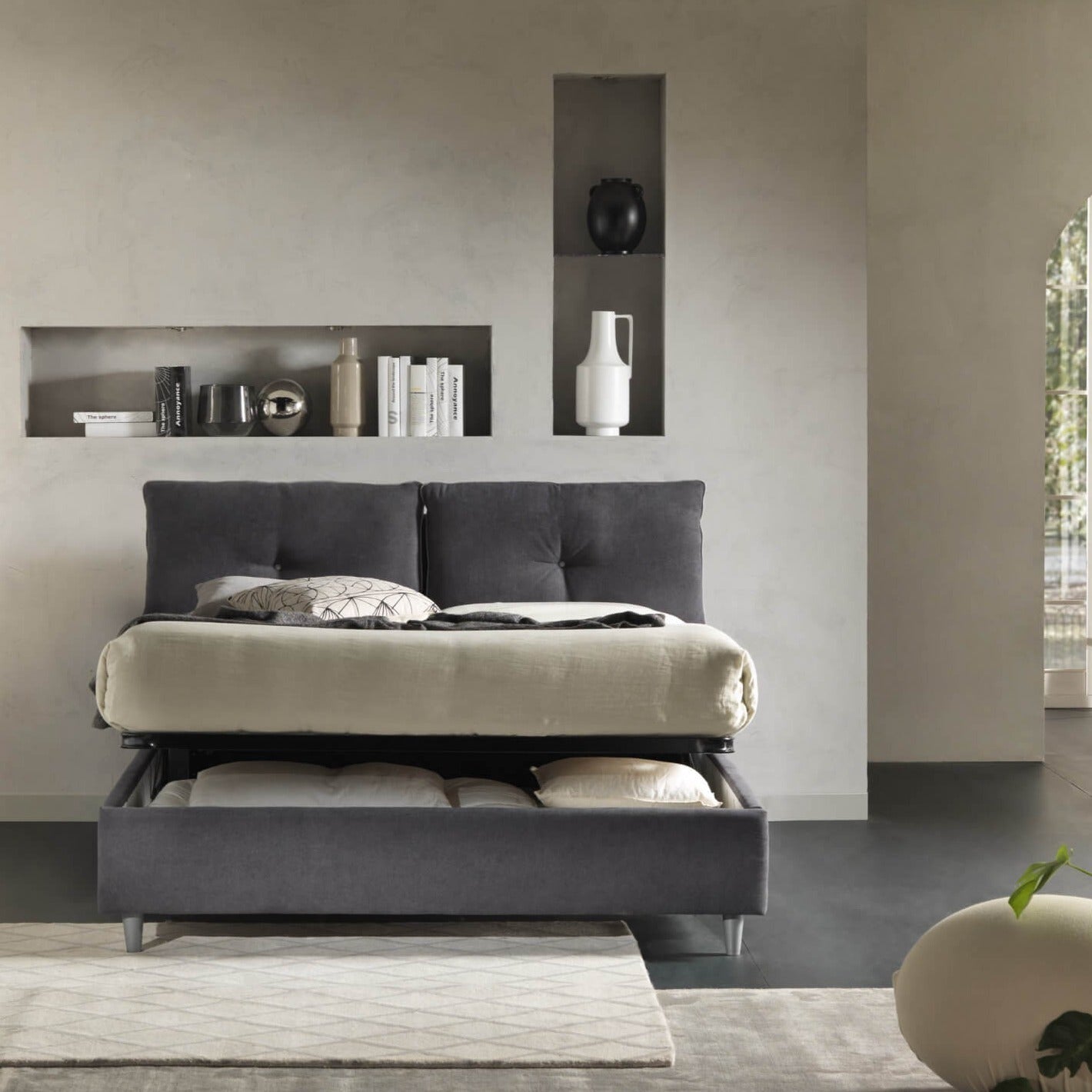 "Milano" storage bed with padded Idro fabric base and modern feet