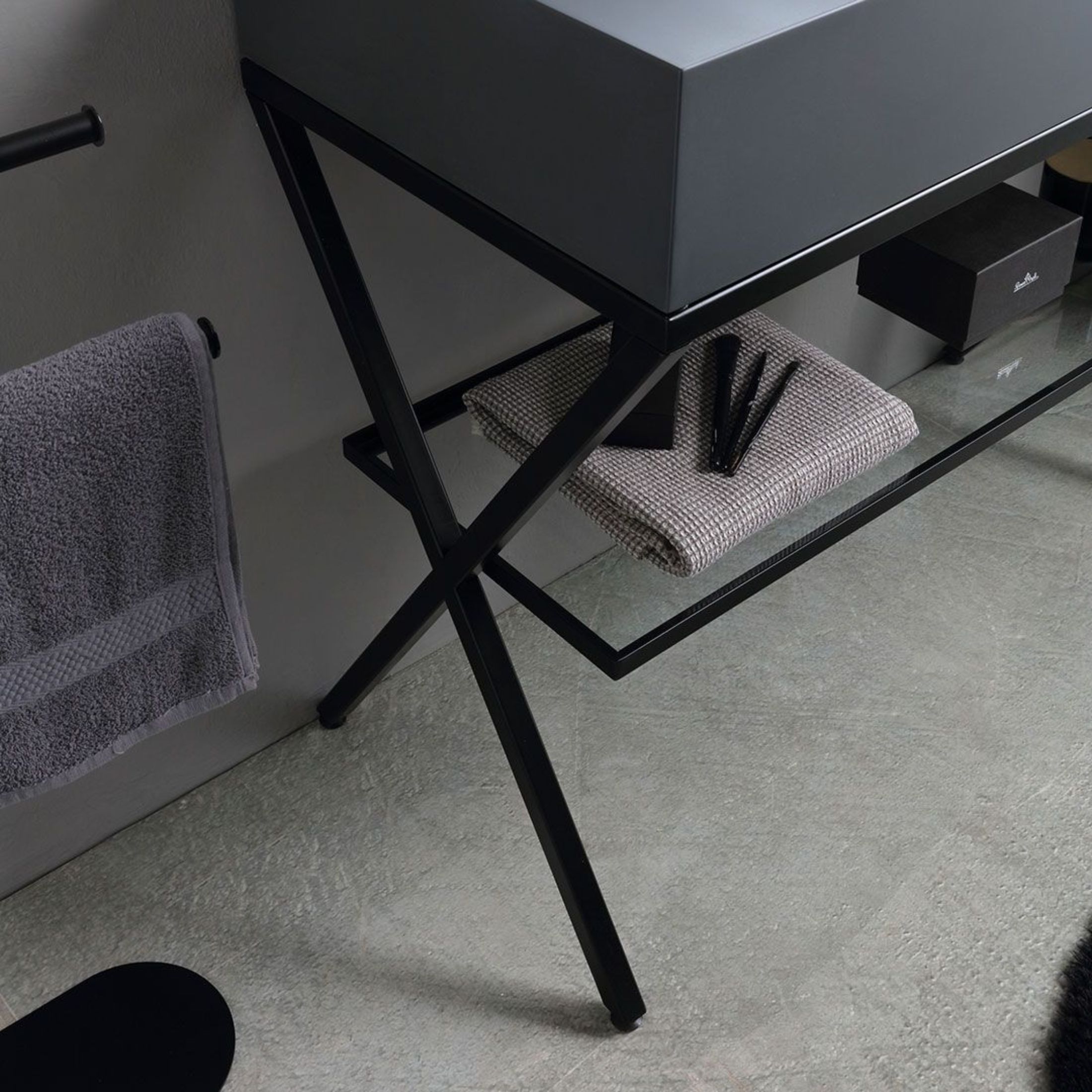 "Petra" modern floor-standing bathroom cabinet with mirror, sink and 100 cm glass shelf