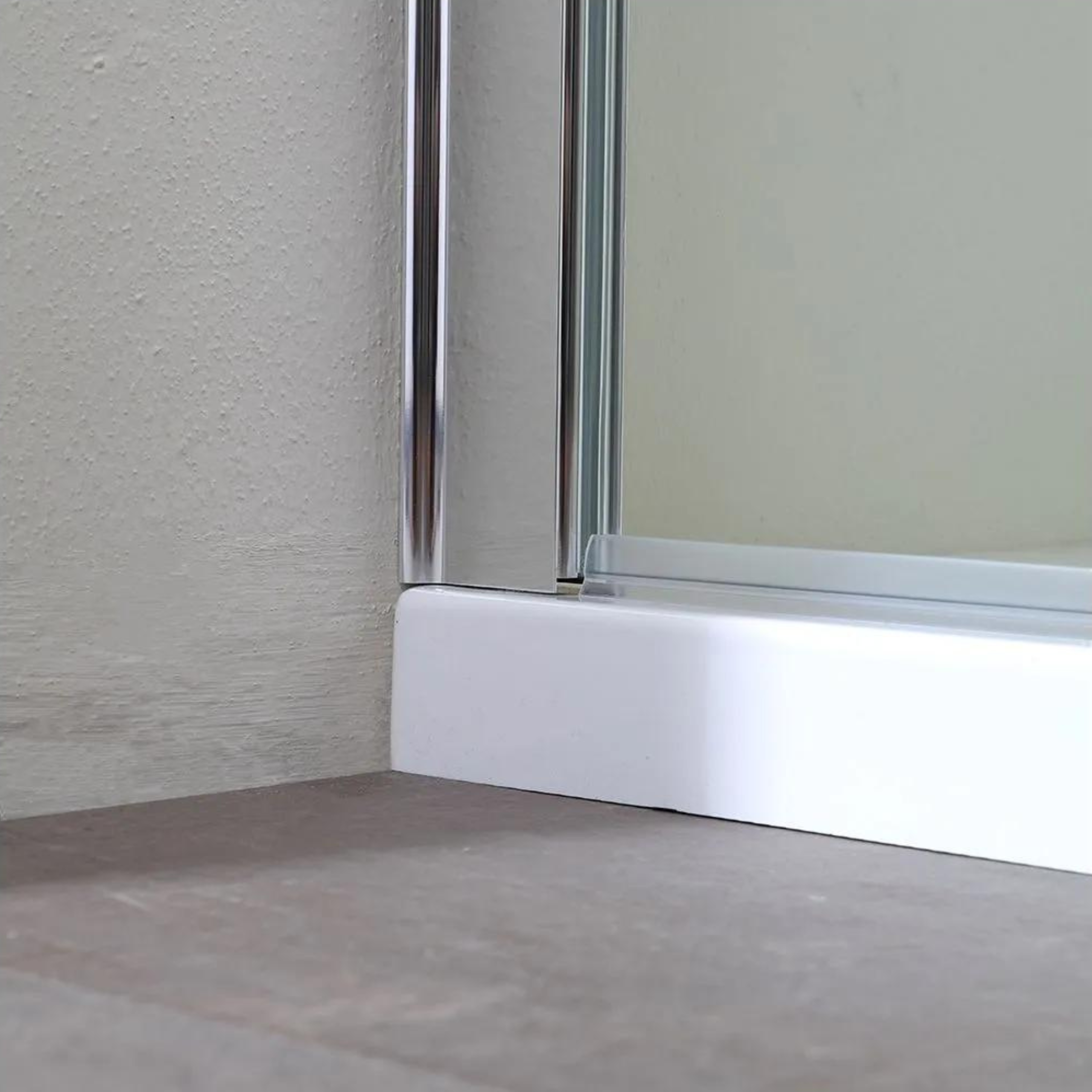 Fixed walk-in shower enclosure, modern bathroom enclosure in tempered glass, 190 cm high