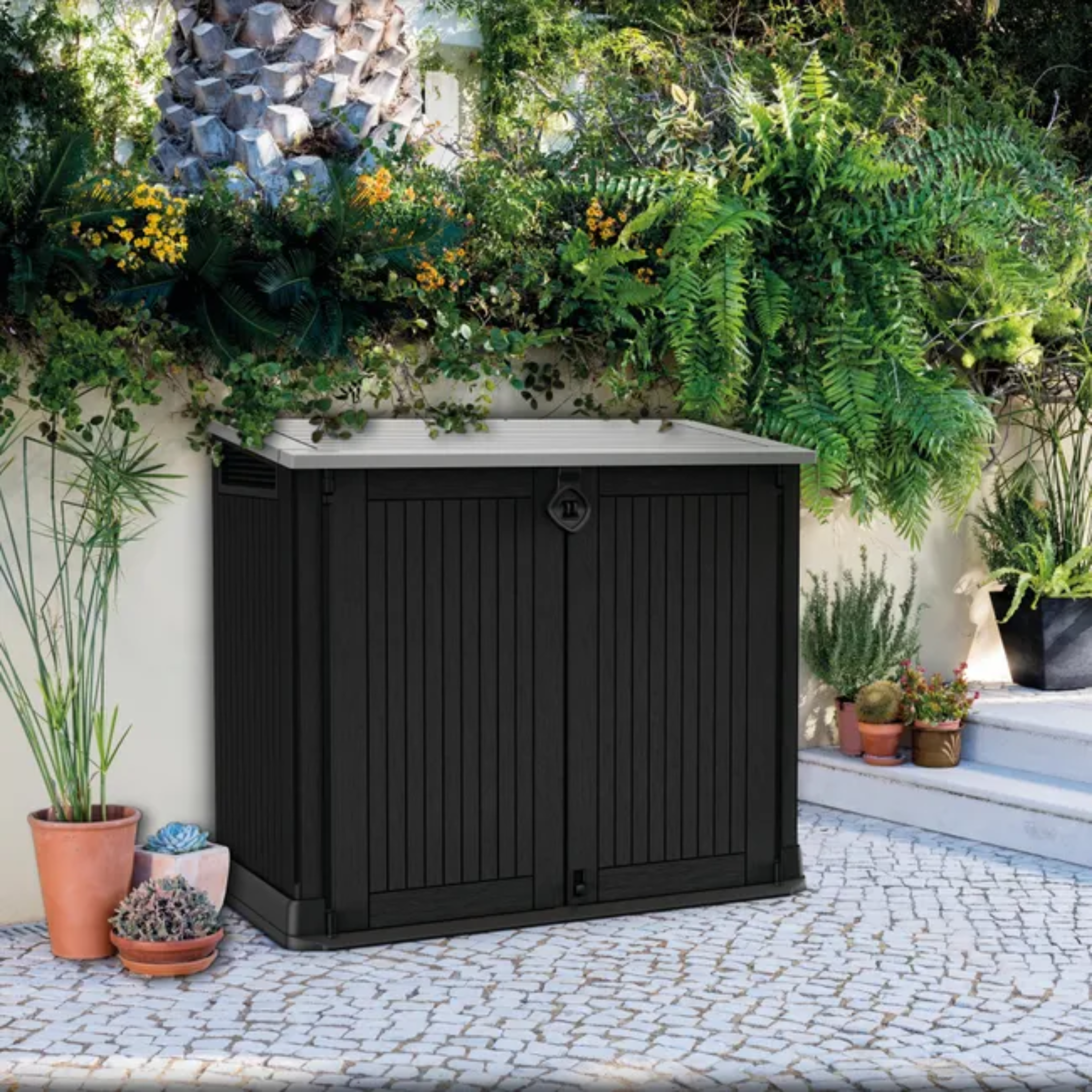 "Serene" black multipurpose outdoor resin trunk, 132x71.5 cm, 113.5 cm high