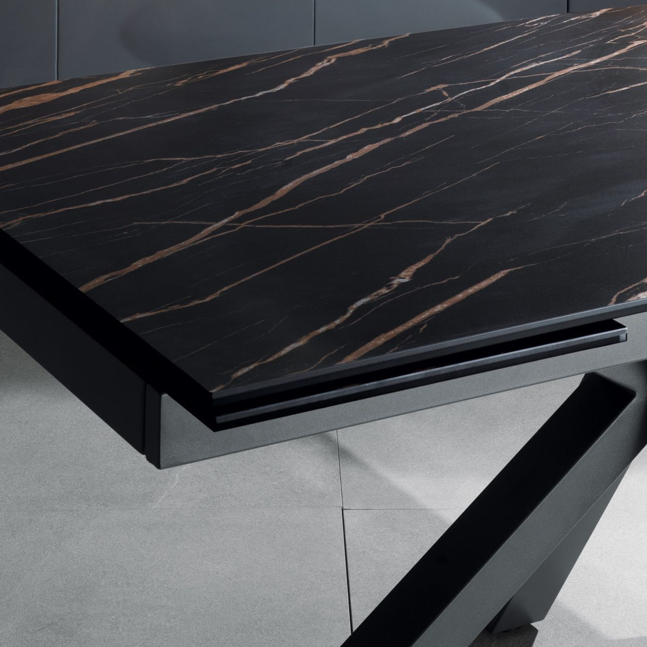 Extendable table "Daniel" tempered glass top cm 160/240x90 76h