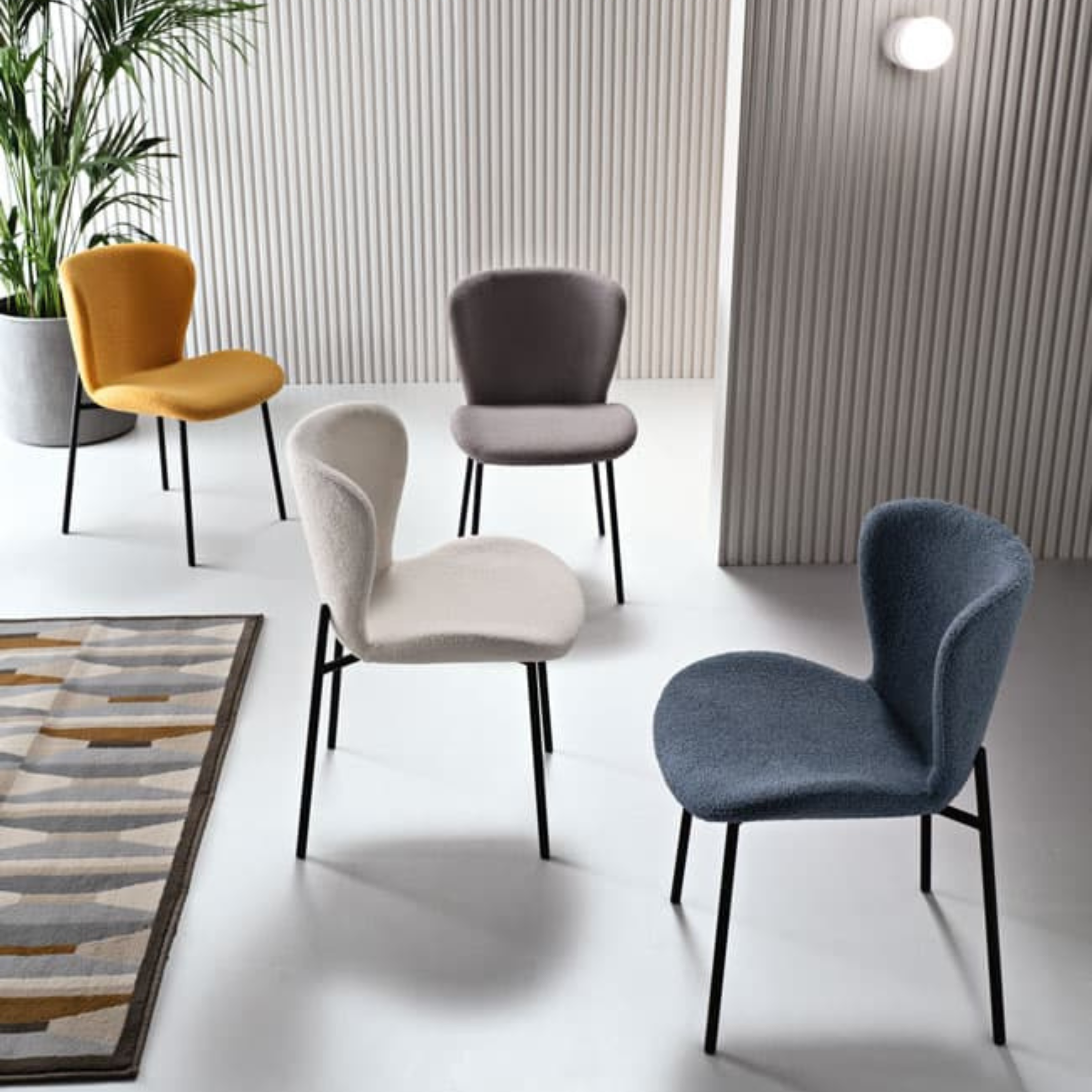 Set of modern padded "Carmen" chairs in ecru bouclé fabric for living room, 50x58 cm, 82 cm high