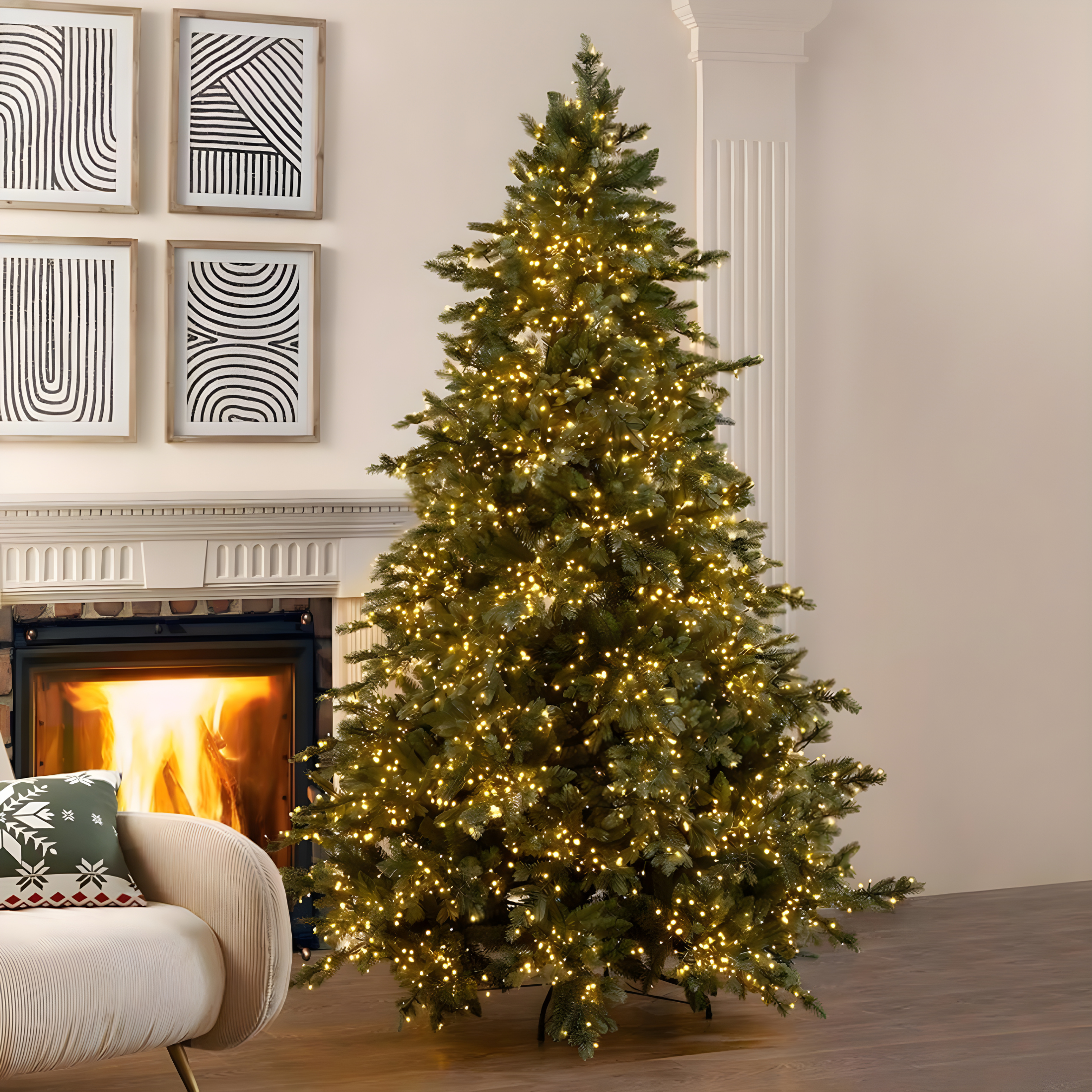 "Dew" Christmas tree with LED lights in Real Touch effect PE + PVC of the highest quality