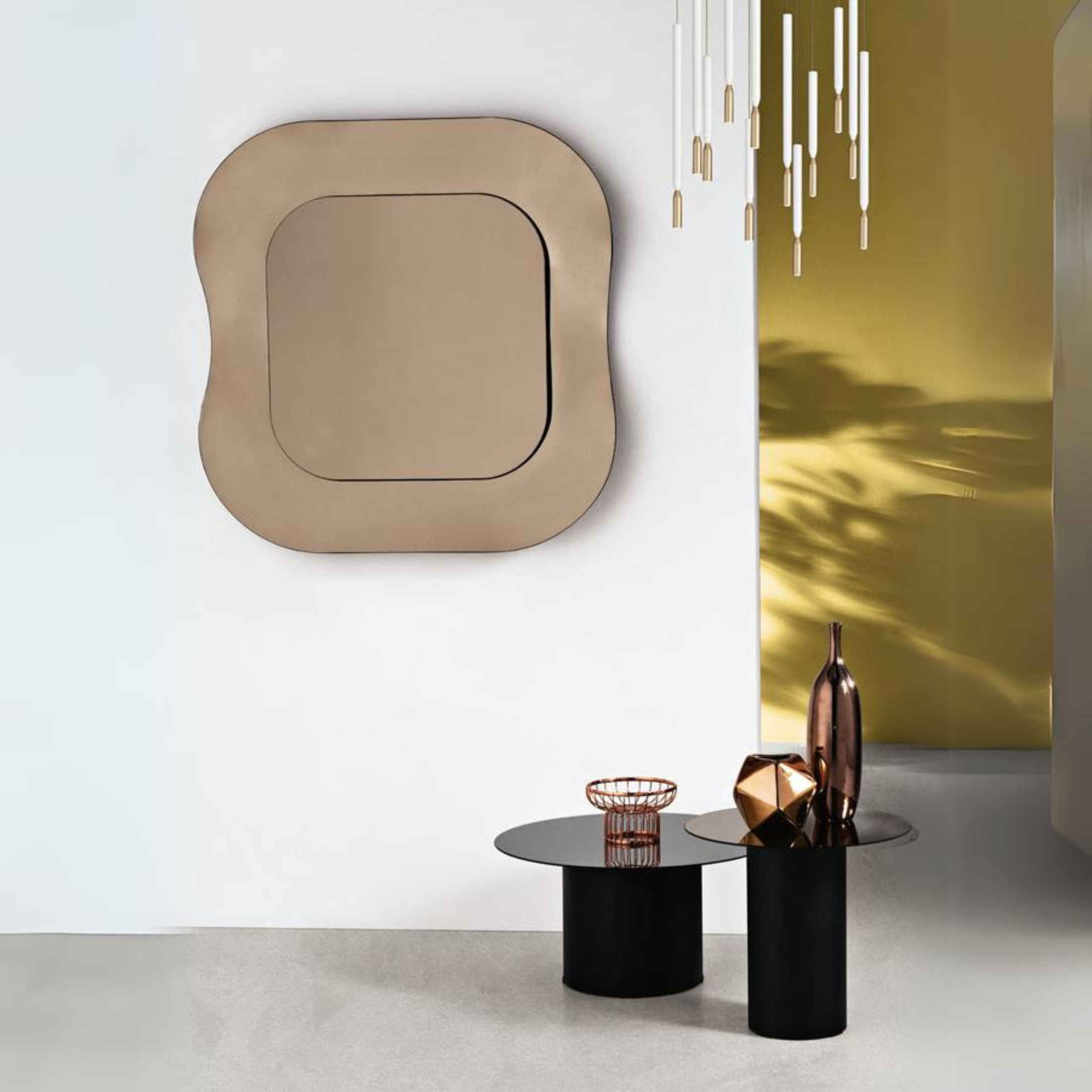 Modern wall mirror "Indi" with elegant fused glass frame