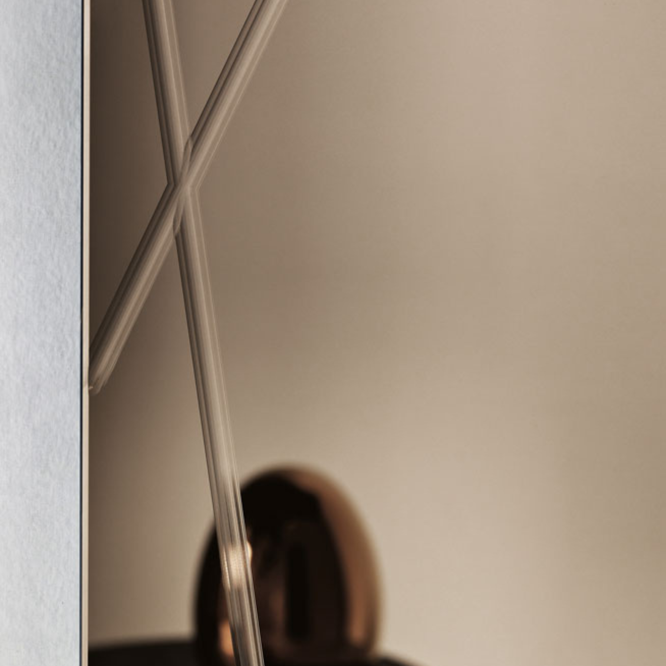 "Nilufar" modern wall mirror with laser engravings, 70x160 cm.