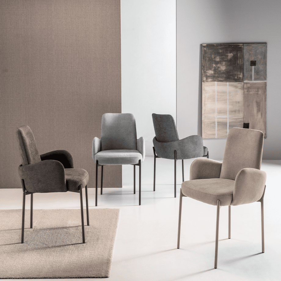 Set di sedie da pranzo "Eterna" in tessuto imbottite cm 55x53 91h - MondoViro