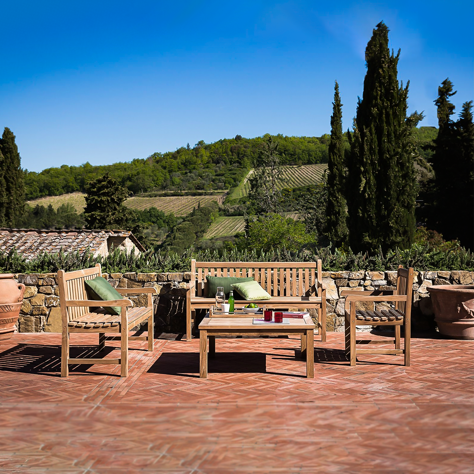 Sedia poltrona e panchina Royal in legno massello per giardino pieghevole