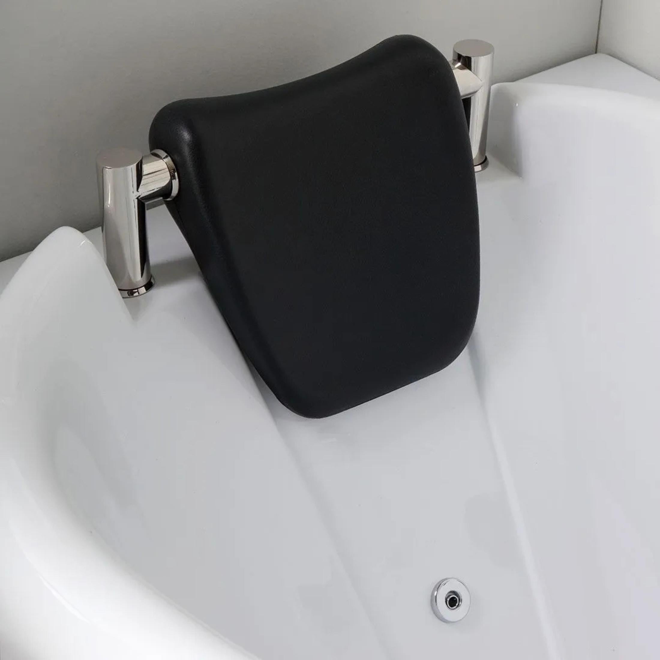 "Doris" corner whirlpool bathtub in white acrylic, 170x78 cm, 65 cm high