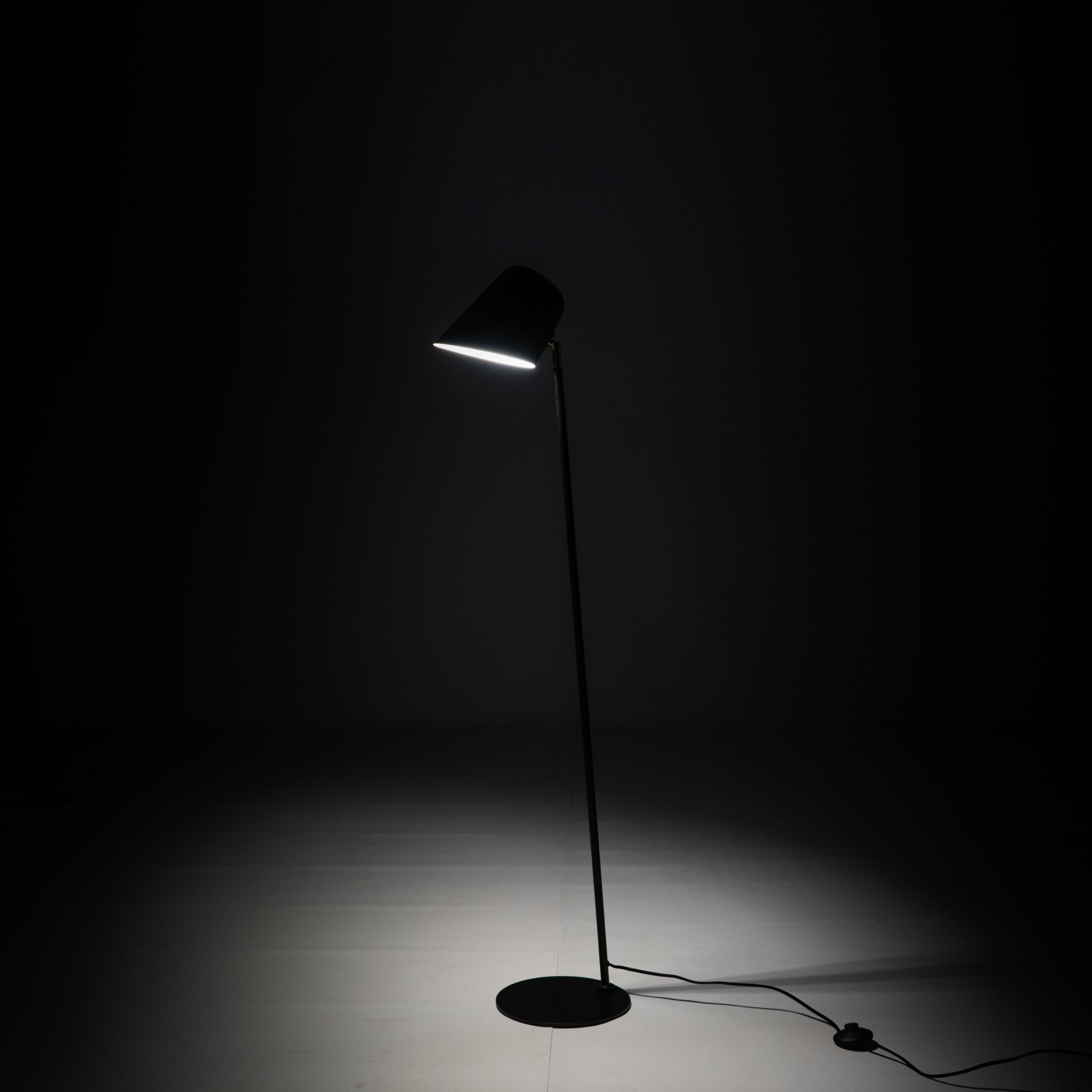 Metal lamp with "Mirror" lampshade for floor and table