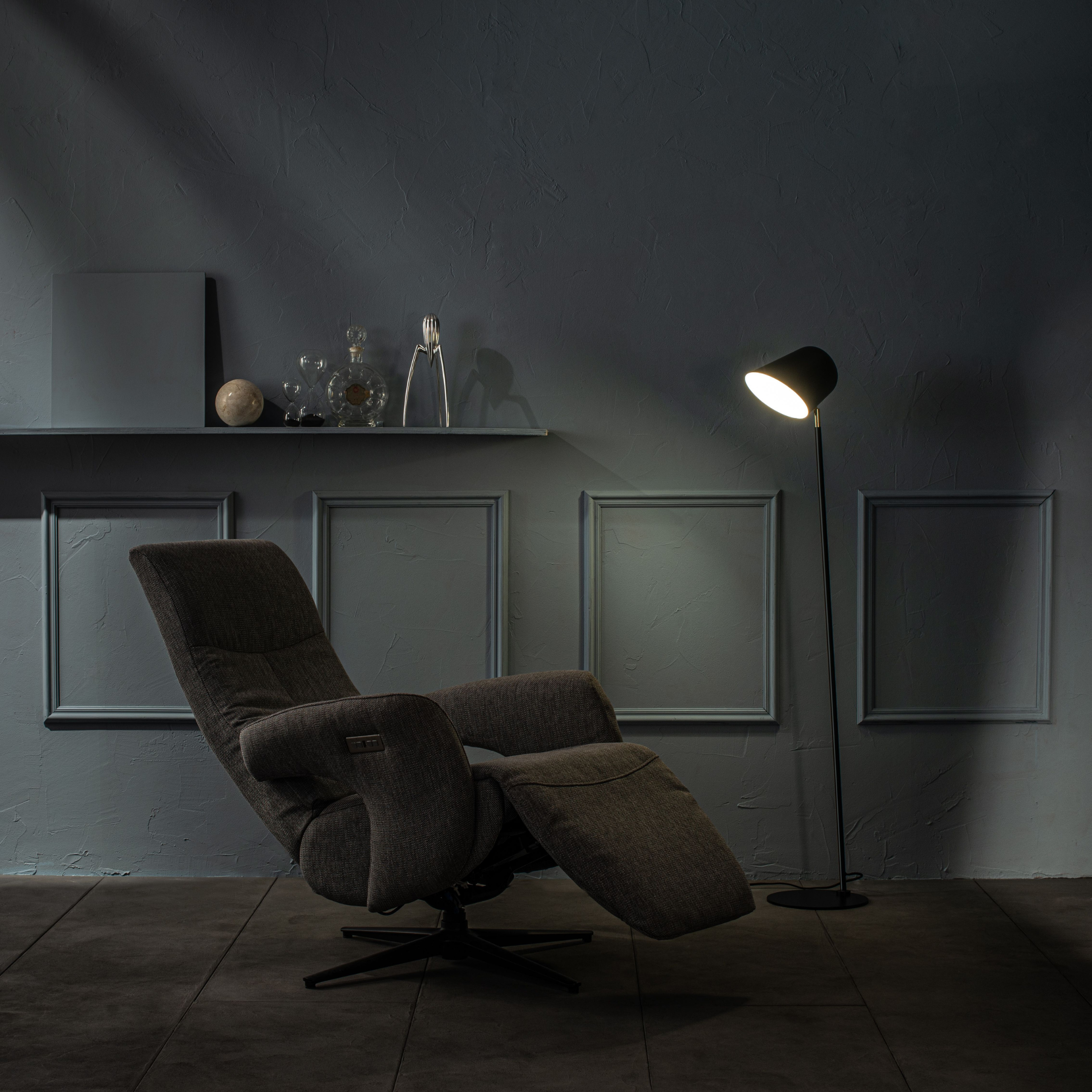 Metal lamp with "Mirror" lampshade for floor and table