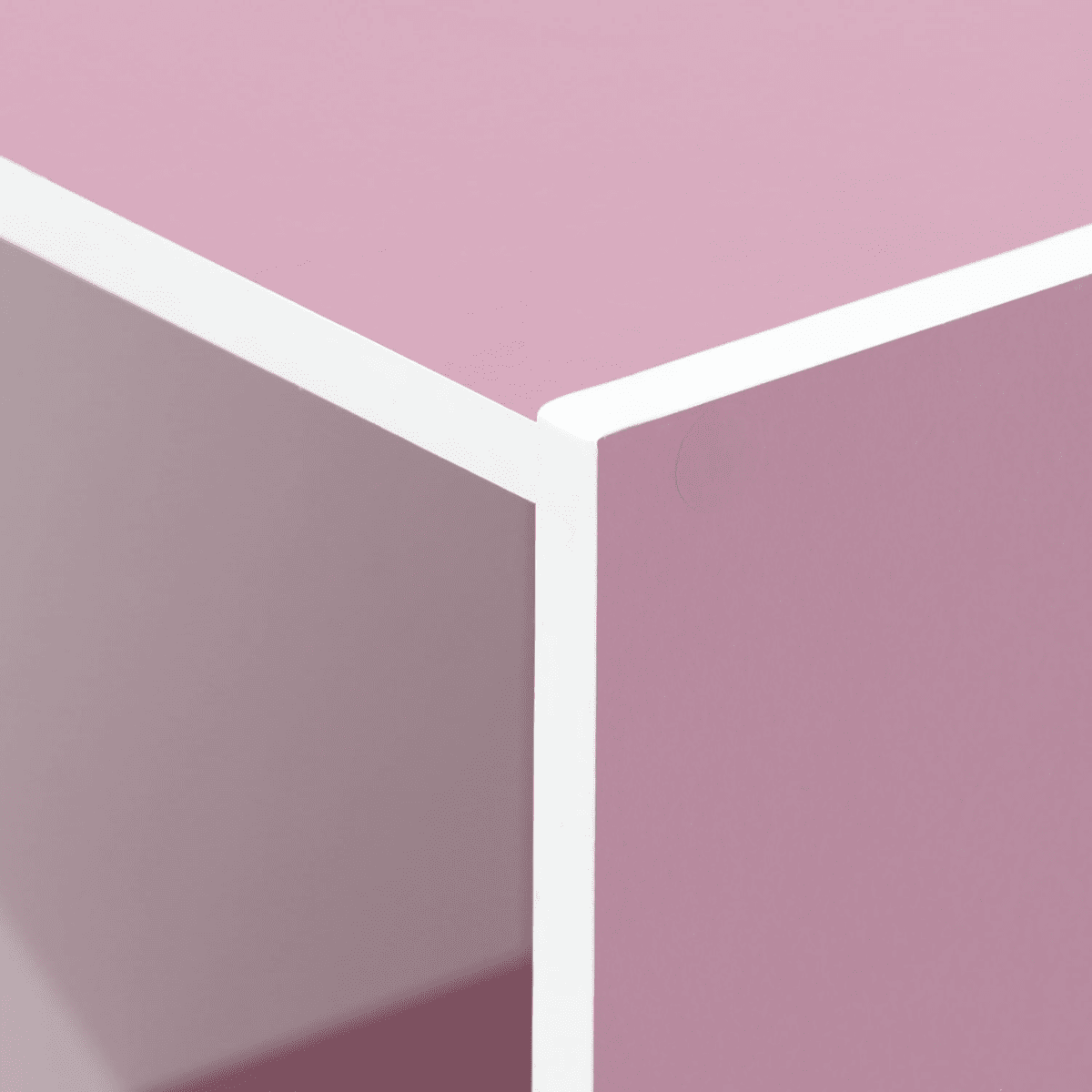 Mensola a giorno colorata "Cubo" in legno cm 35x35 29h - MondoViro