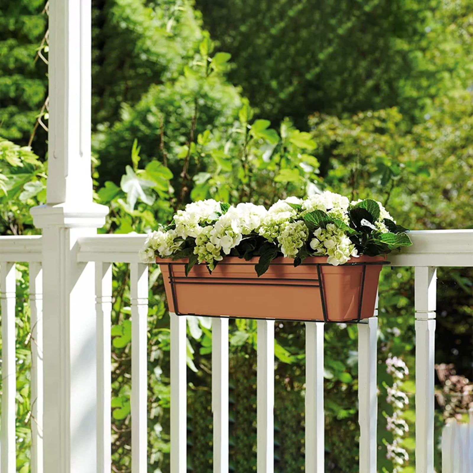 Vaso fioriera in plastica Venere per esterno con sottovaso