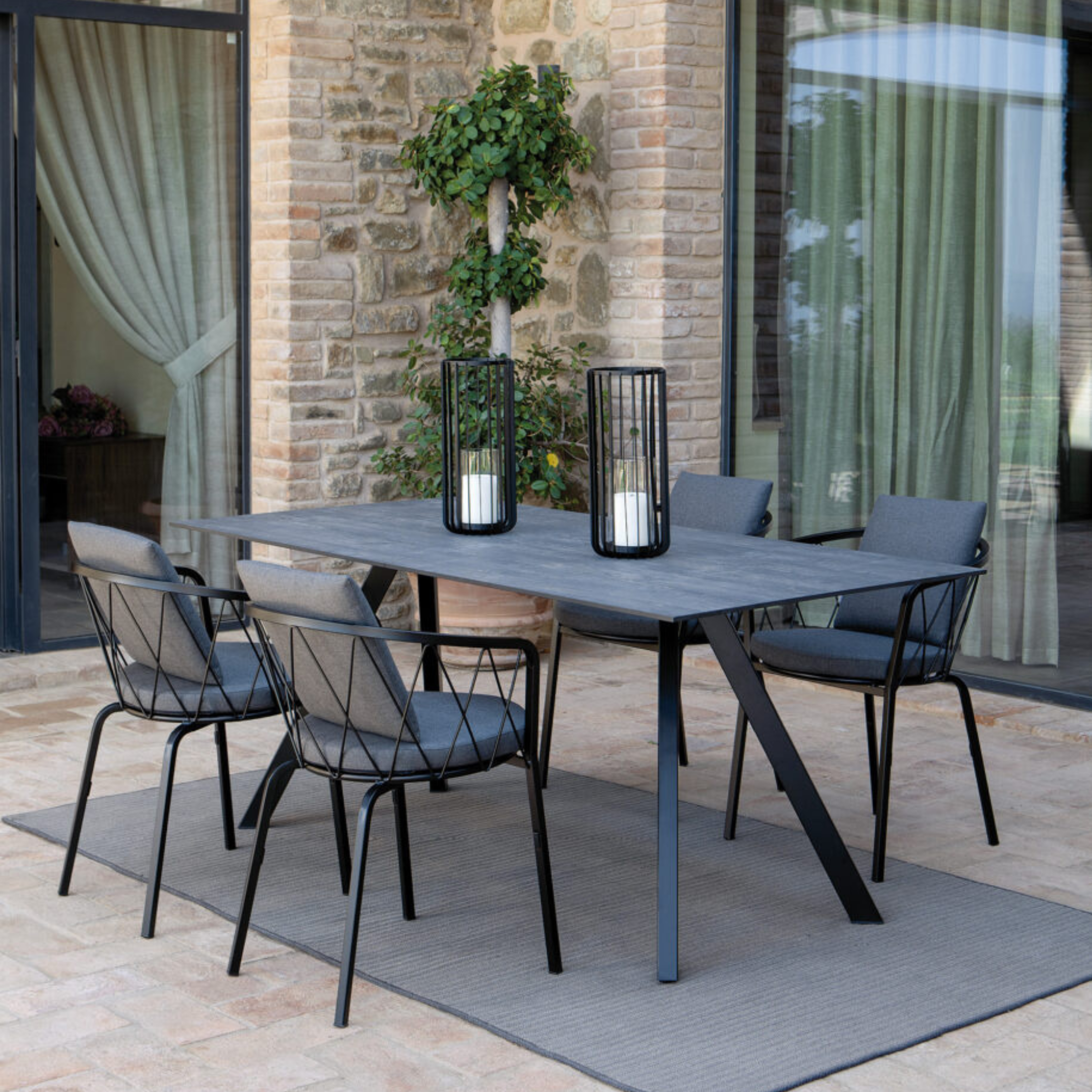 Set of stackable painted metal garden chairs "Daisy" 57x55 cm 75h