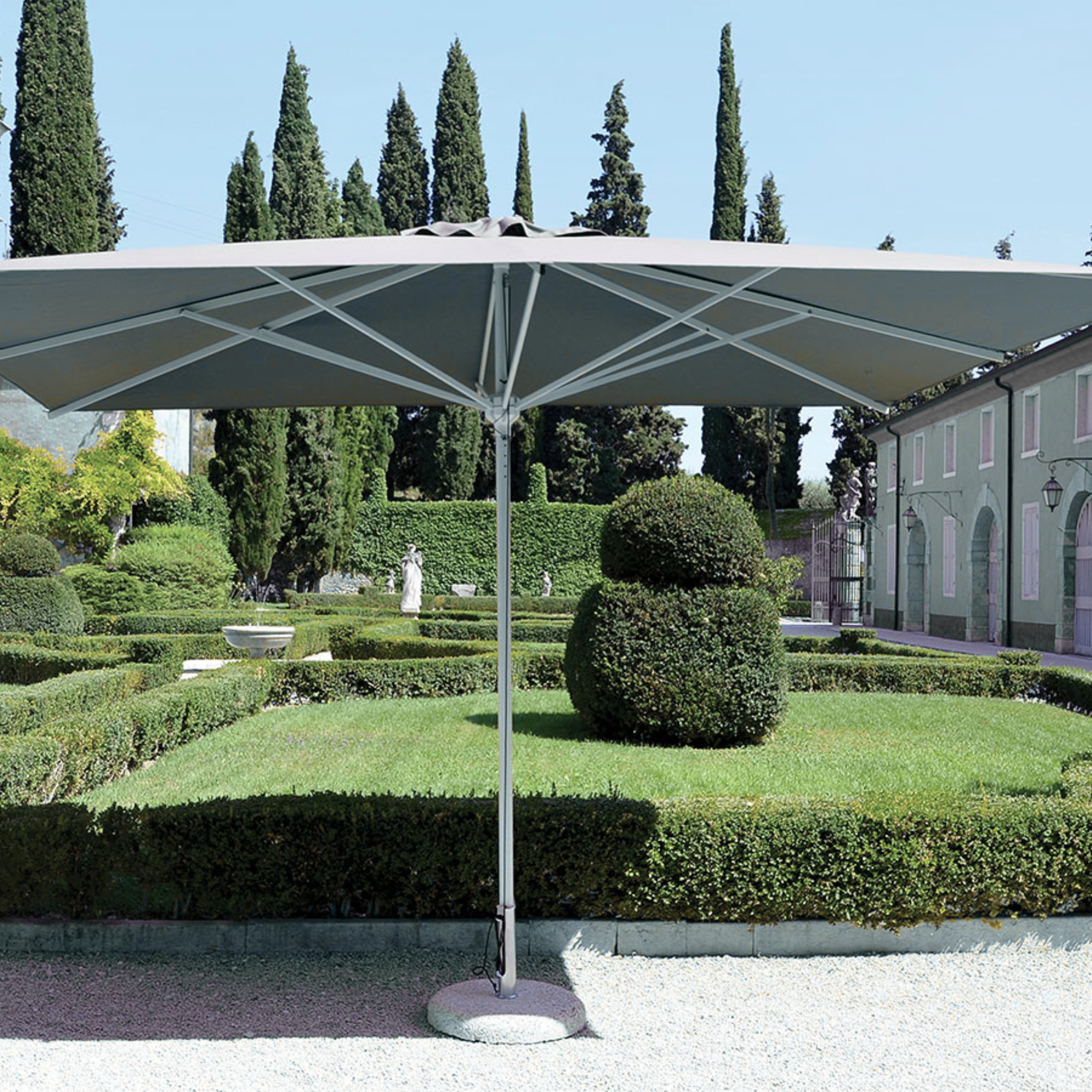 Modern "Acquamarina Classic" umbrella with white central pole