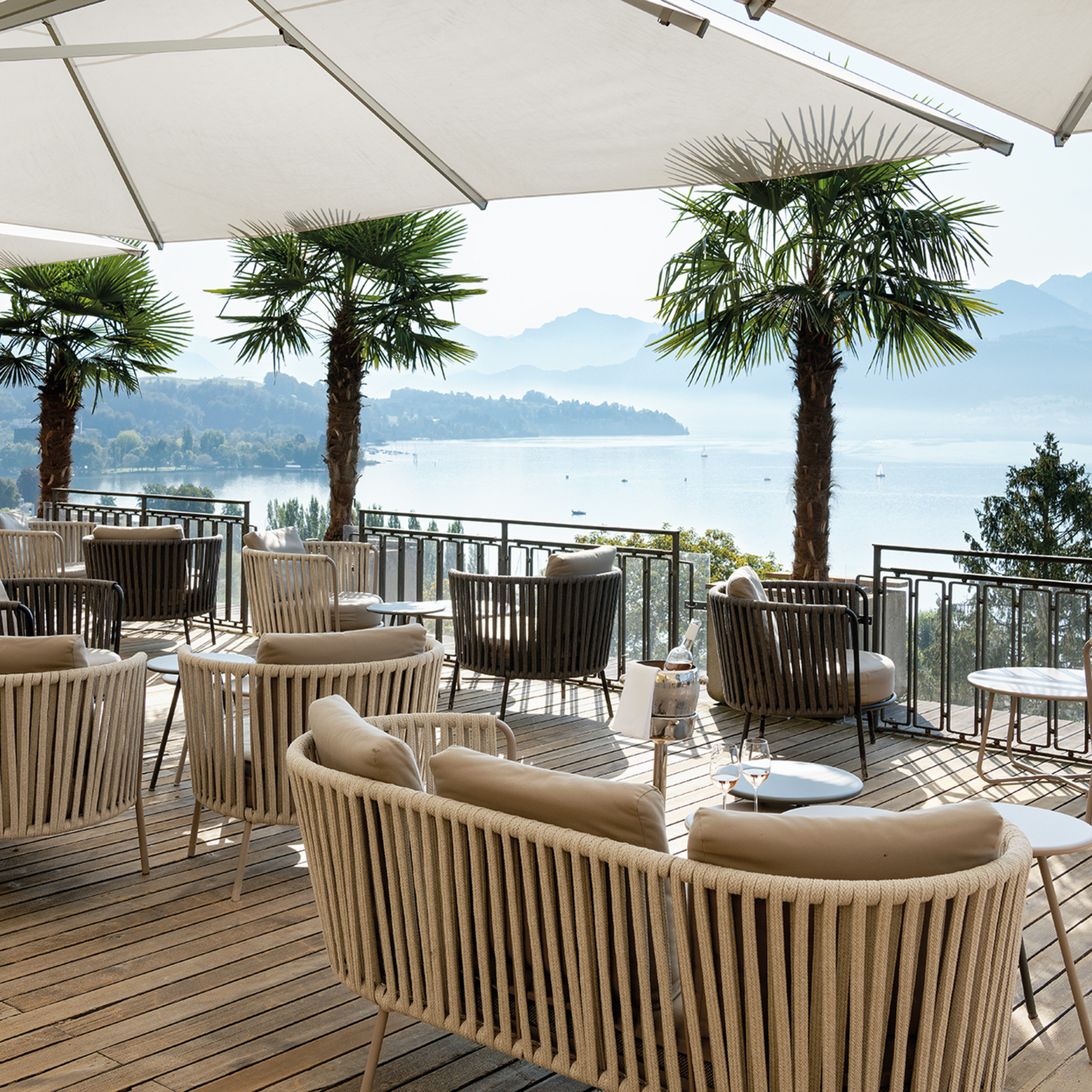 "Daisy Rope" maxi low armchair in rope and stainless steel, garden lounge chair, 104x104 cm, 71 cm high