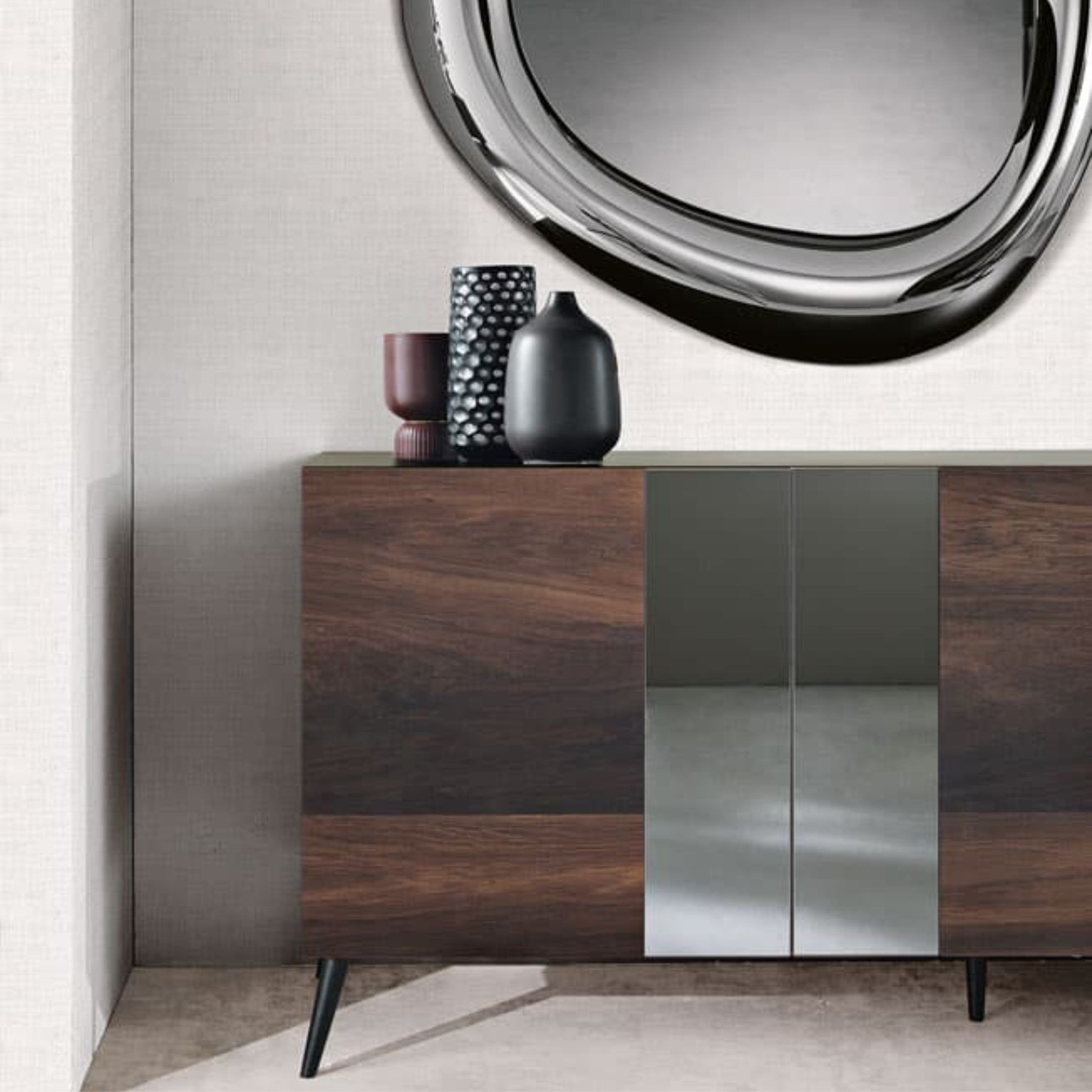 Modern 3-door sideboard "Isabel" already assembled in wood with mirror inserts, 180x50 cm, 80 cm high.