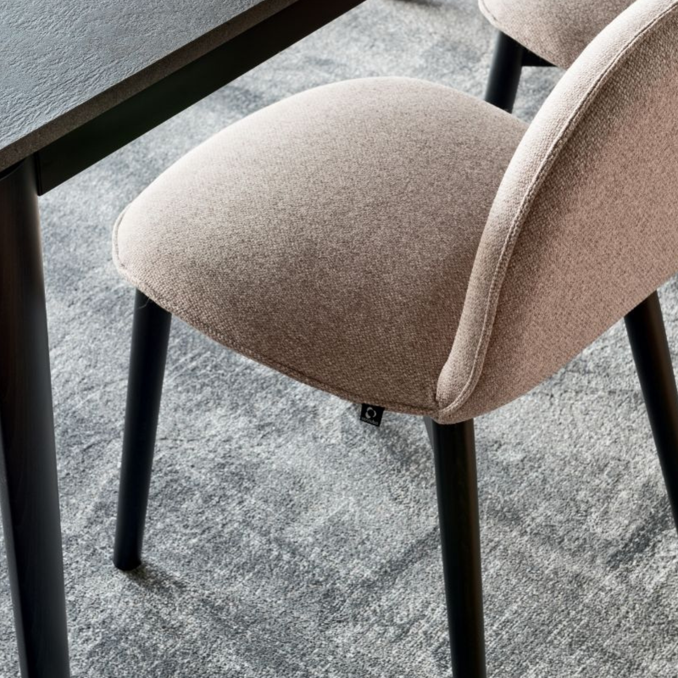 Set of modern living room chairs "Riley Mid" with fabric seat cm 47x54 85.5h