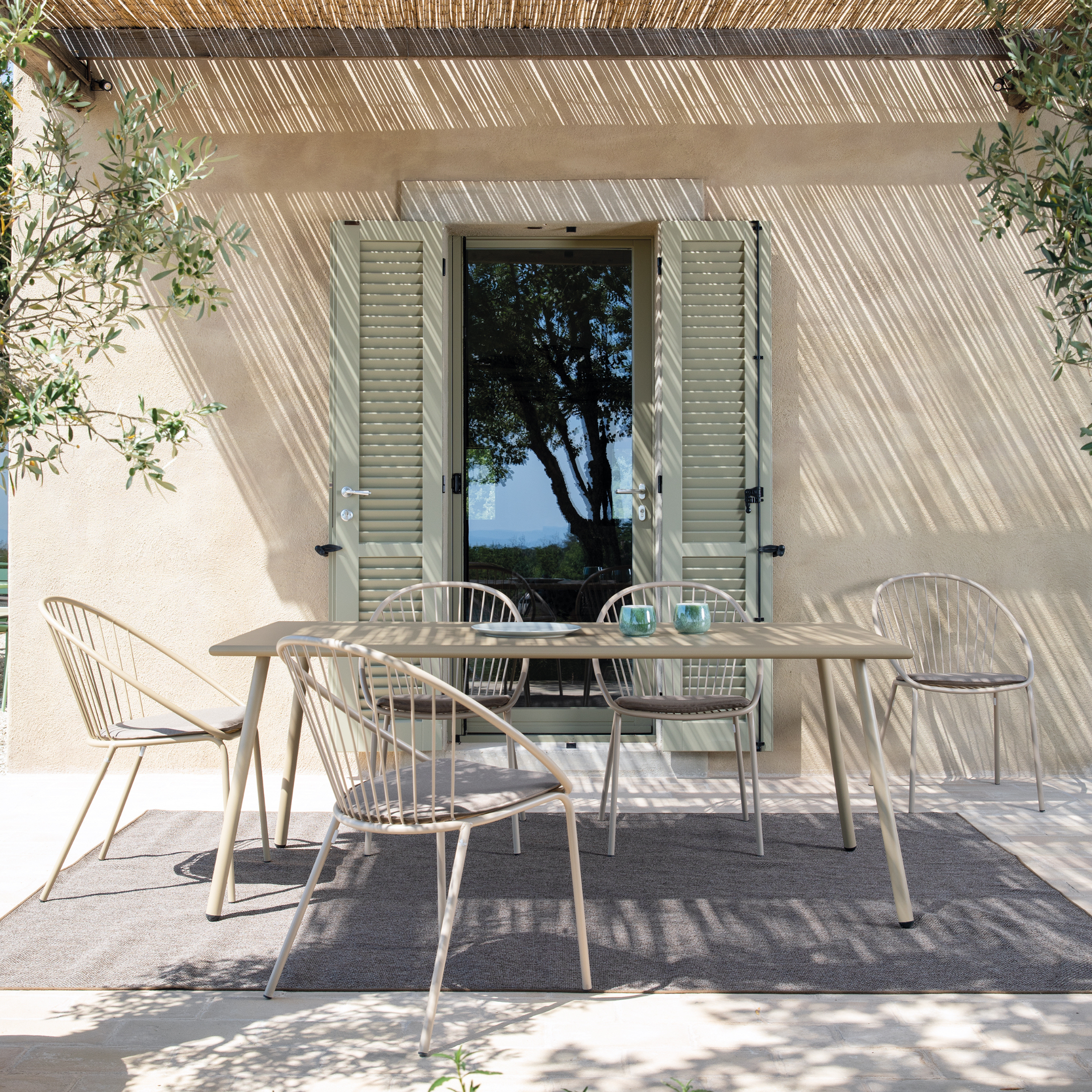 Set of stackable garden chairs "Aria5" in galvanized metal 57x58 cm 83h