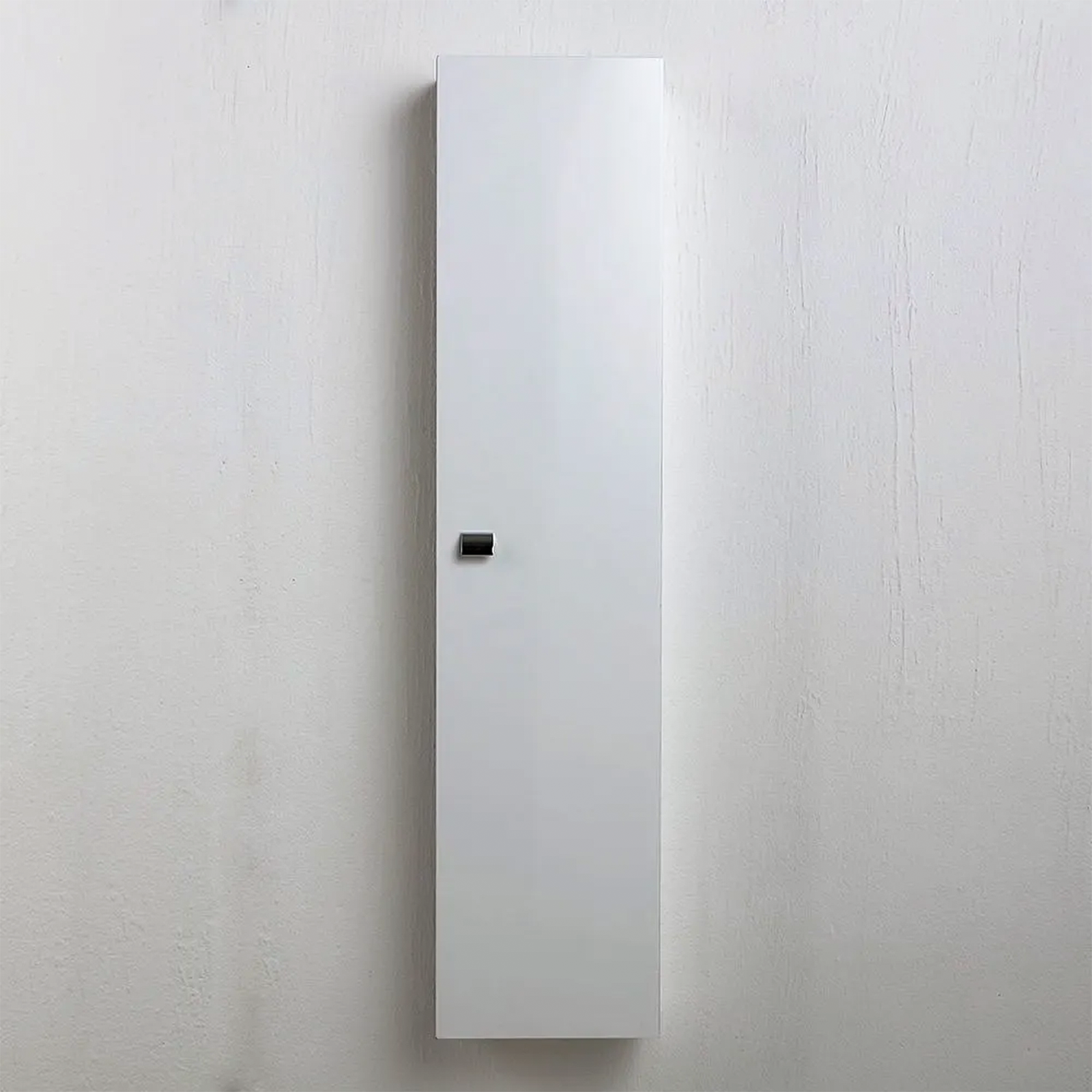 "Emma" suspended bathroom column unit with 1 door in white lacquered chipboard, 32x16 cm, 140 cm high
