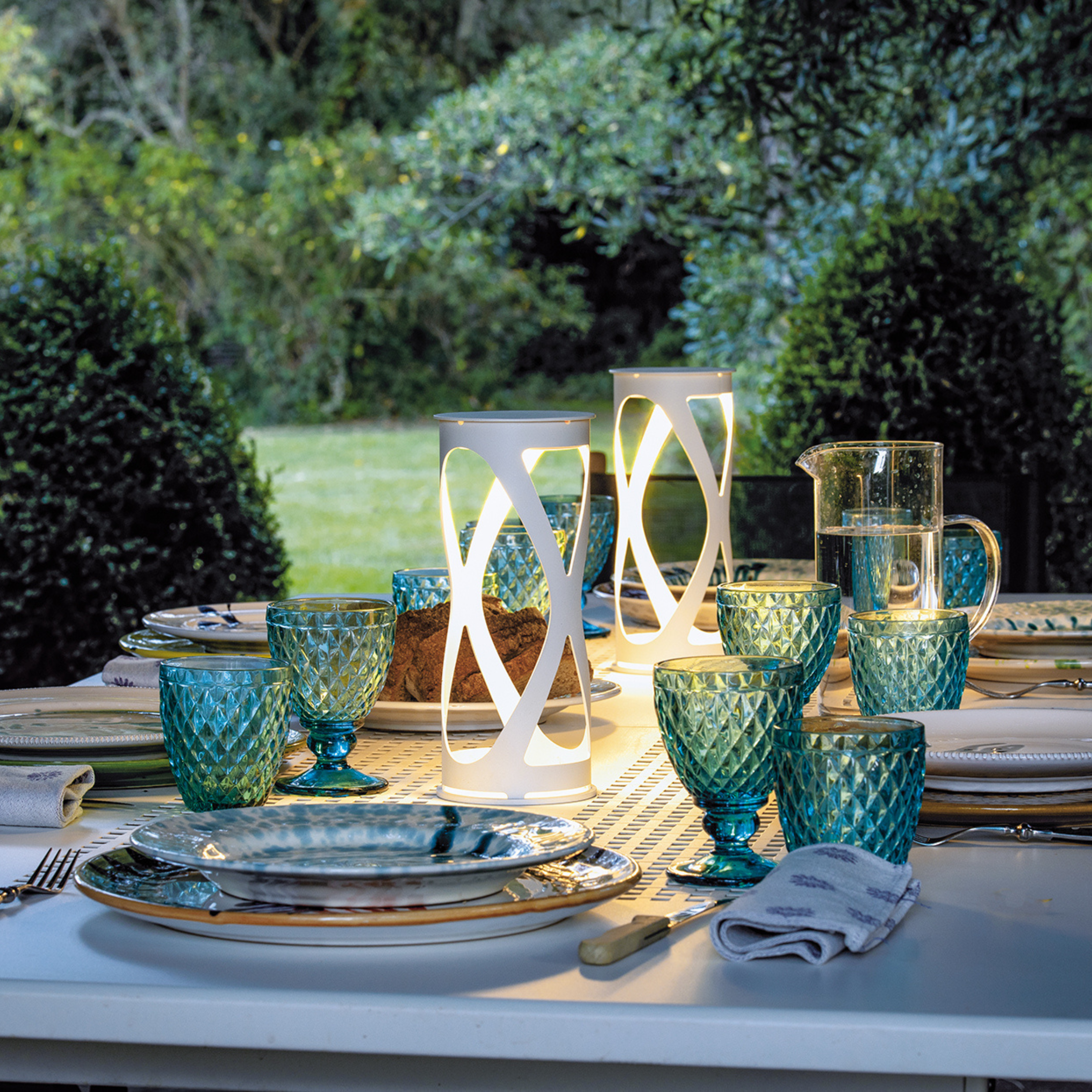 "Luna" rechargeable outdoor metal table lamp, 12x12 cm, 26 hours