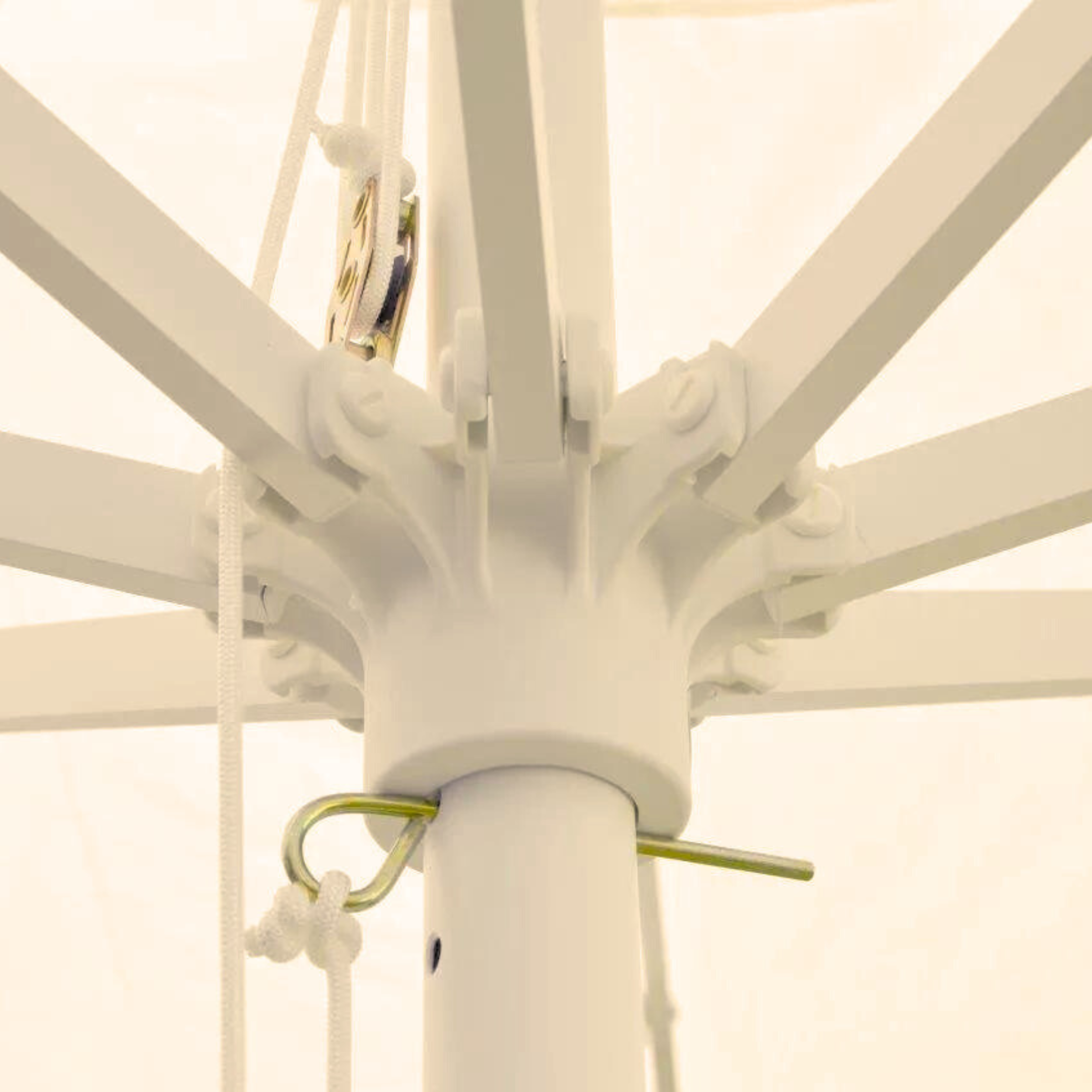 Modern "Corallo Classic" umbrella with white central pole