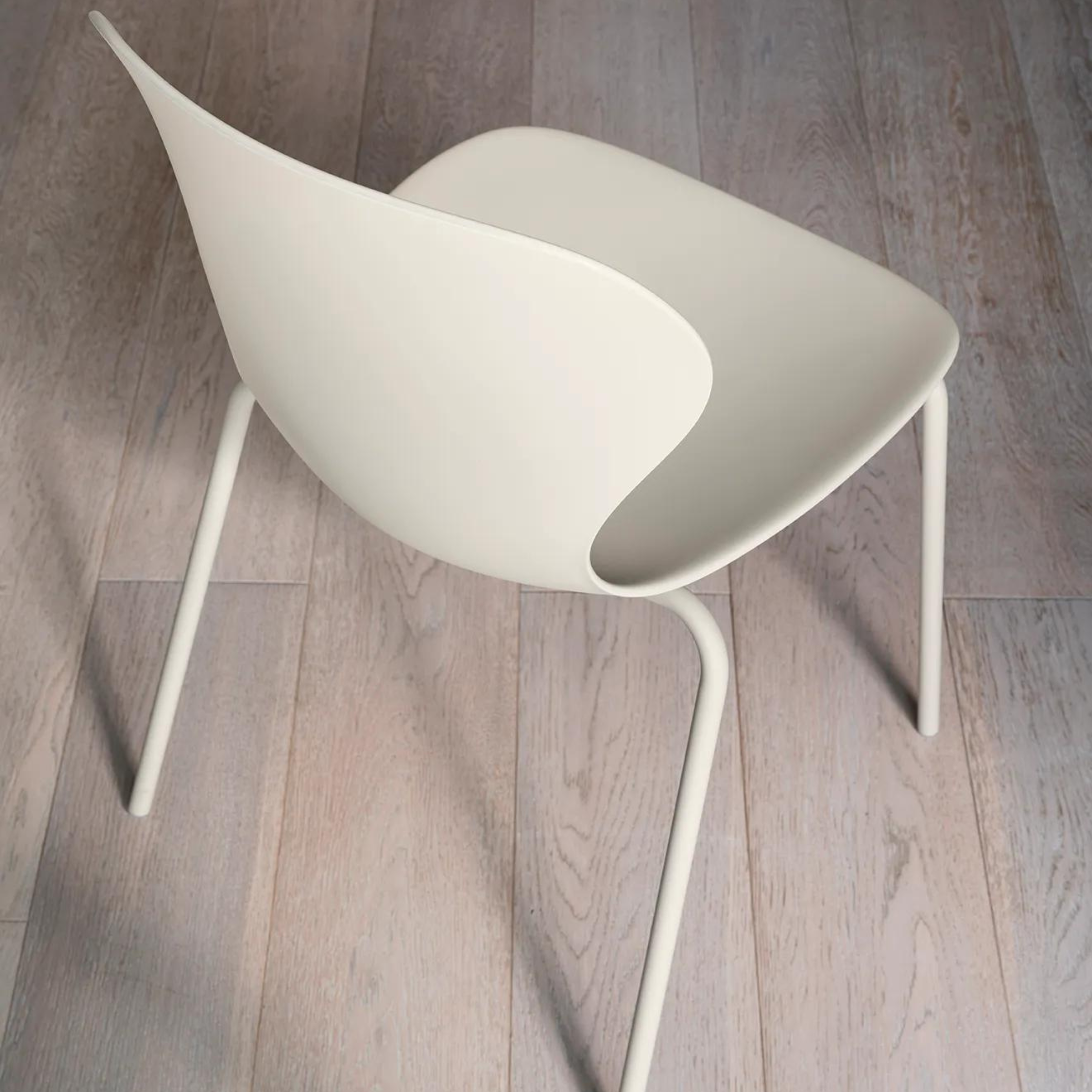 Set di sedie moderne "Ops" in metallo verniciato e polipropilene riciclato