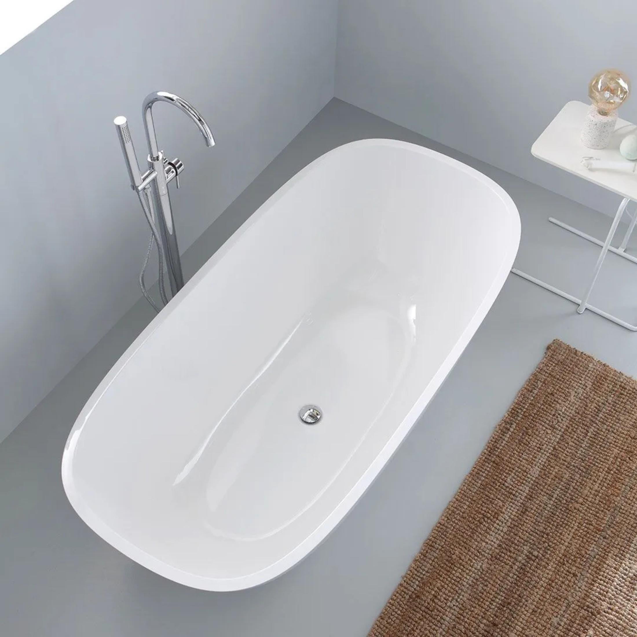 Freestanding bathtub "Rimini" in recomposed marble 160x75 cm 48h