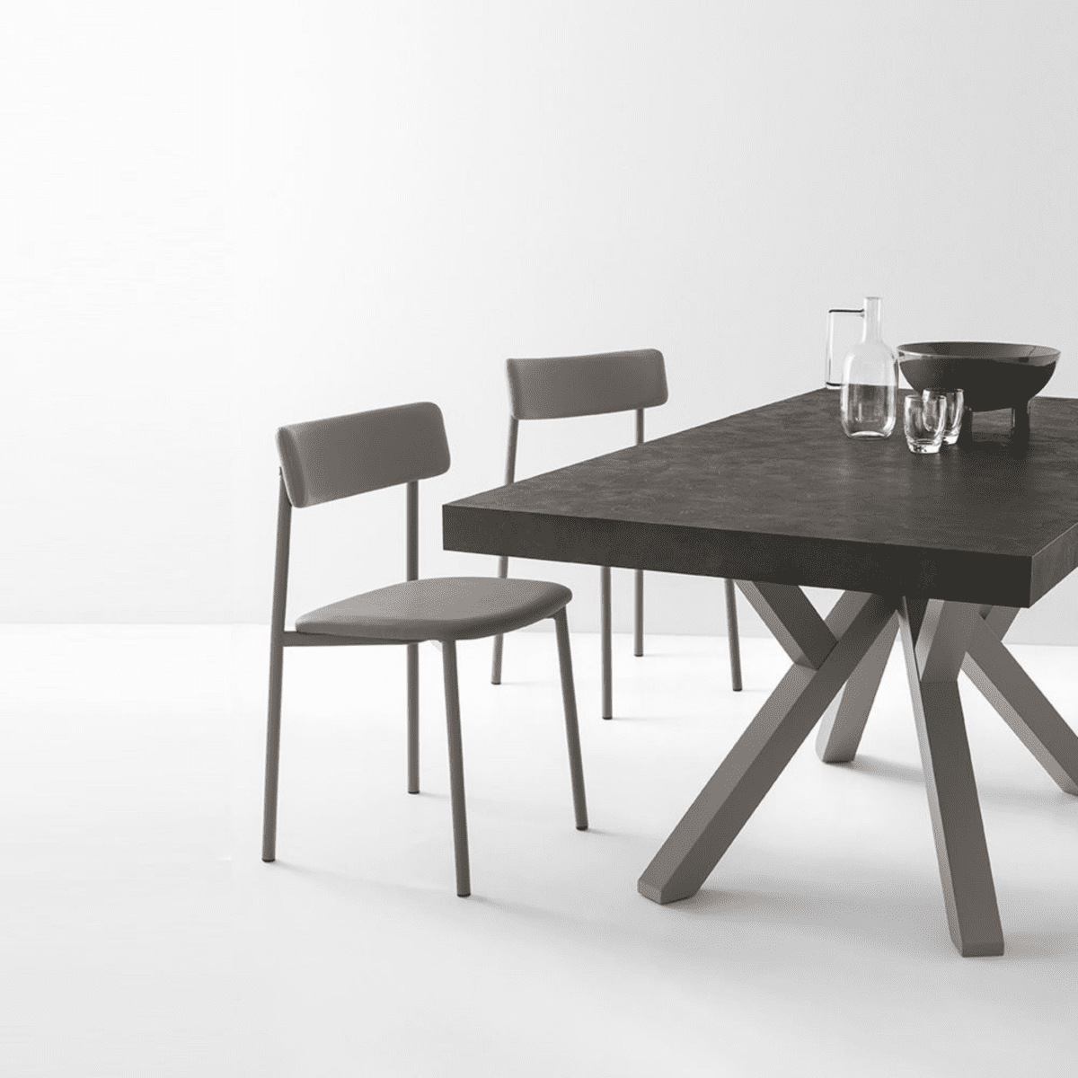 Set di sedie moderne da soggiorno "Up!" con sedile imbottito cm 49x48 81h - MondoViro