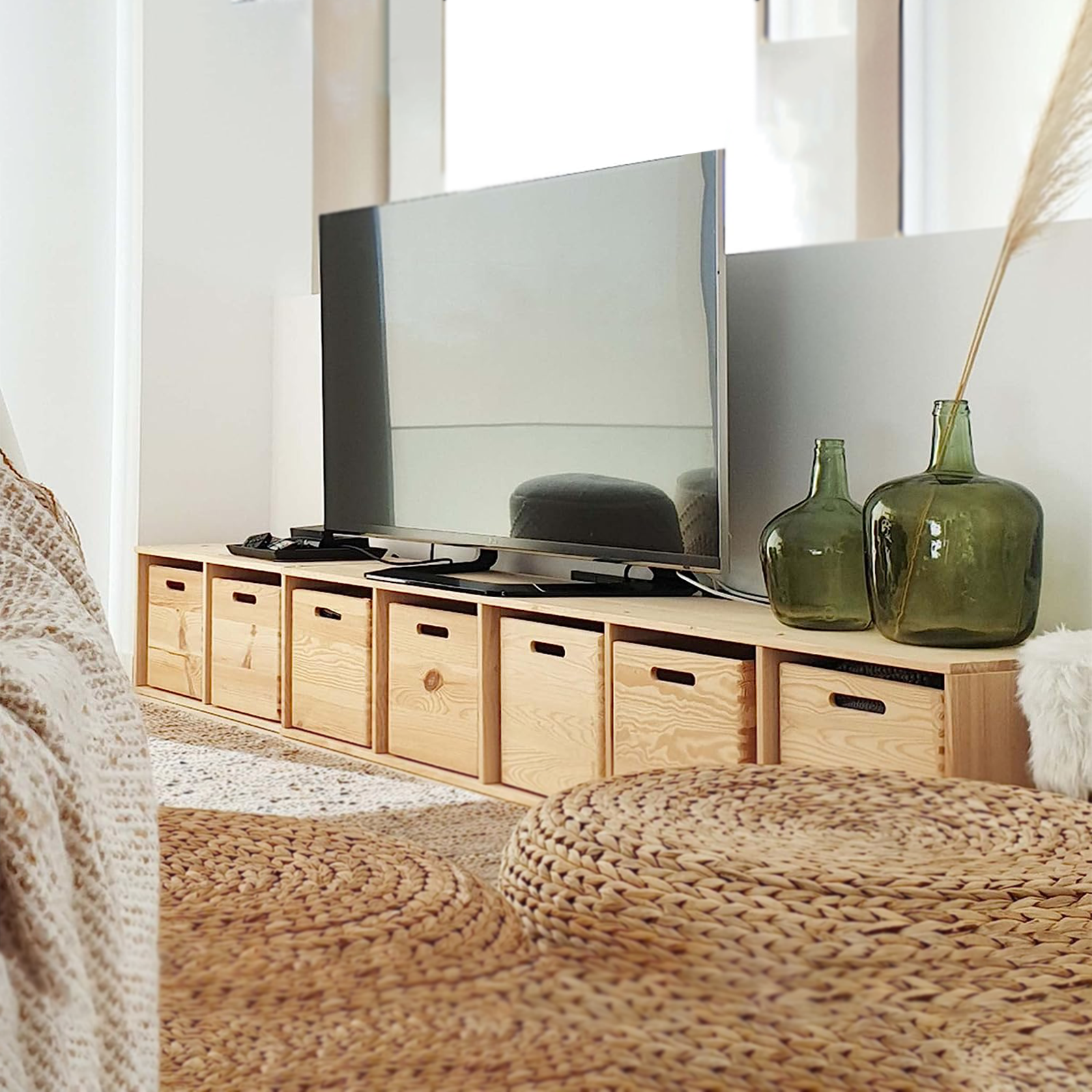 "Cubo" modular wooden bookcase, wall-mounted shelf with open compartments