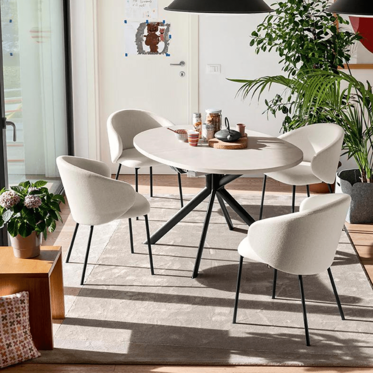 Set di sedie moderne da soggiorno "Tuka" con schienale imbottito cm 55x56 76h - MondoViro