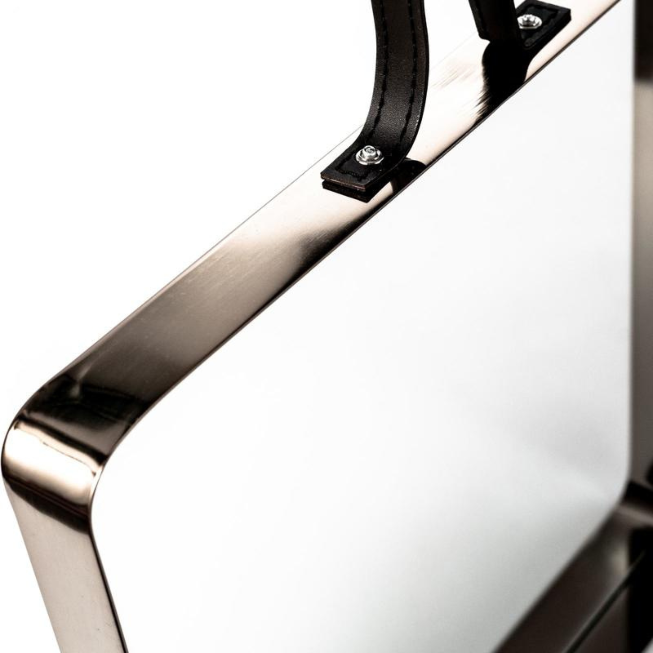 "Dorothy" square wall mirror with champagne metal frame, 45x45 cm.