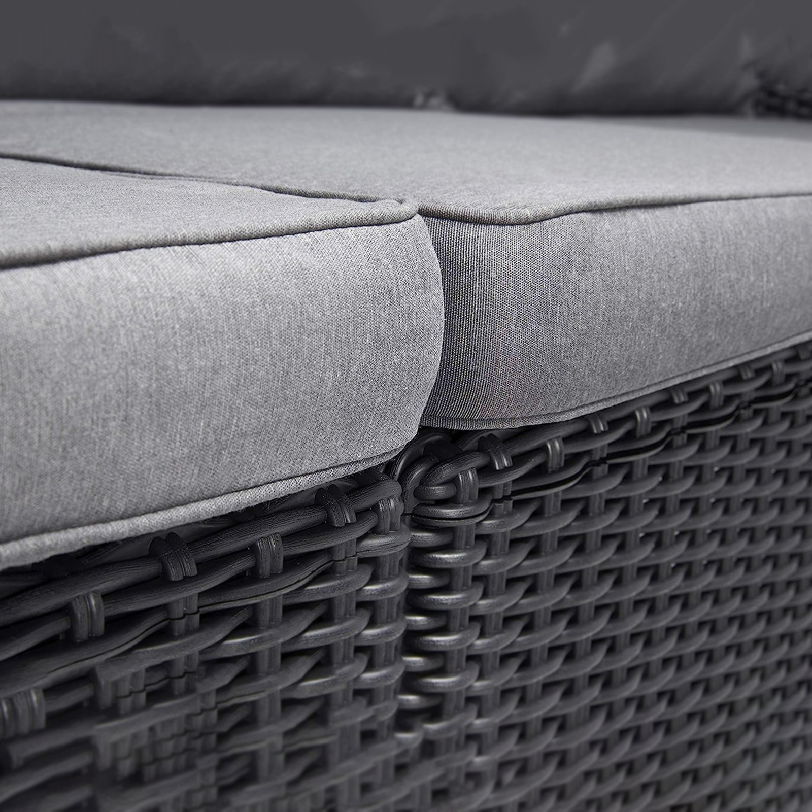 Divano 2 posti in resina "California" effetto rattan con cuscini cm 141x68 72h